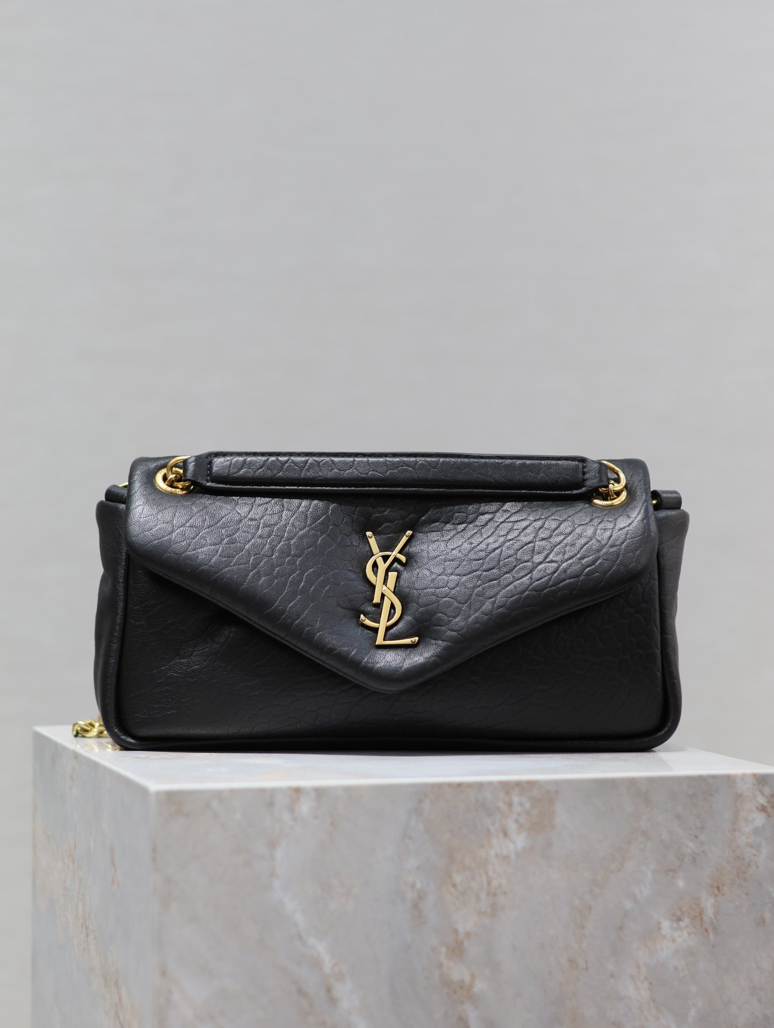 Saint Laurent聖羅蘭CALYPSO大象皮紋鏈條包734153