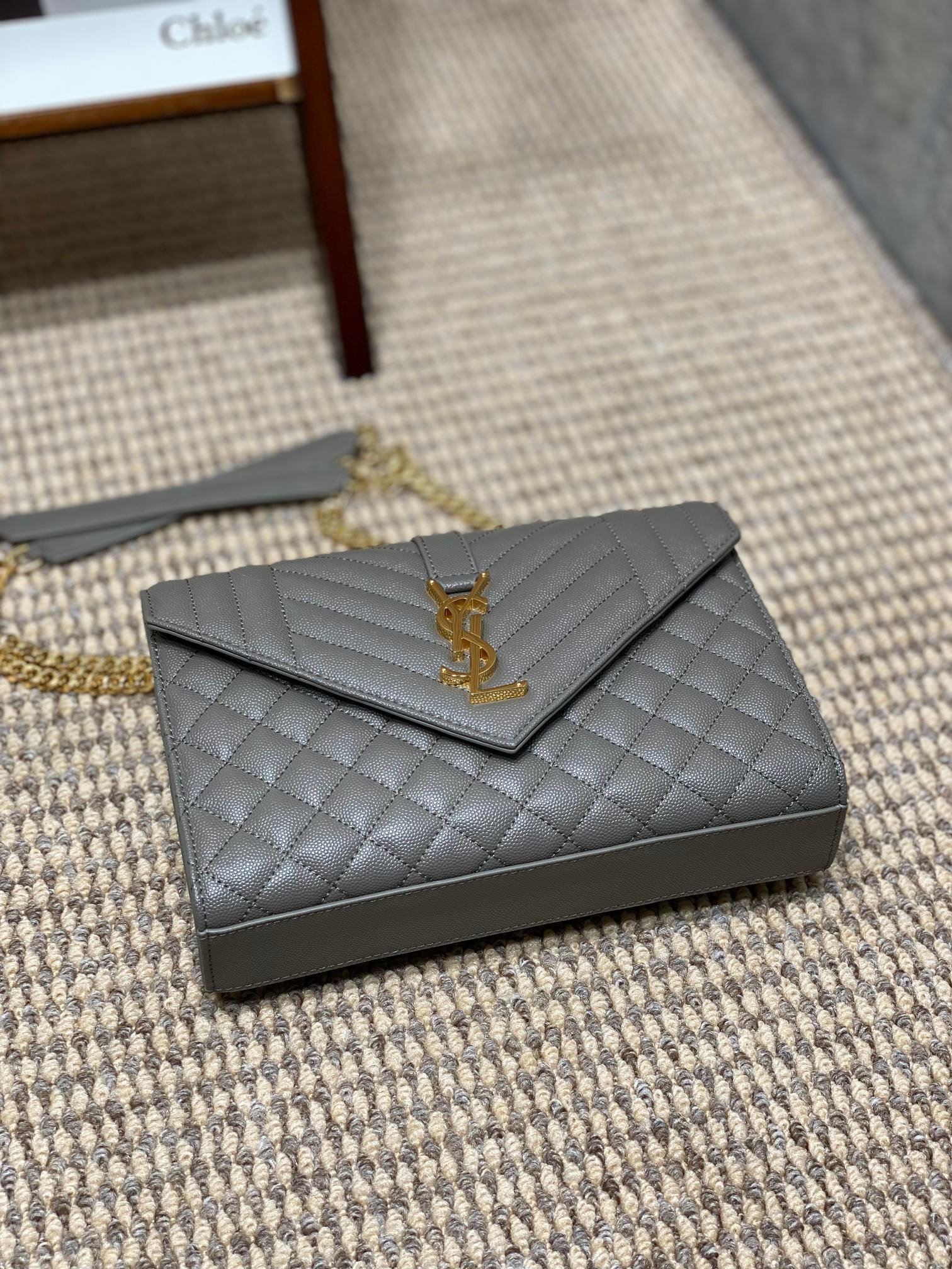 YSL高仿灰色格菱郵差包翻蓋設計通勤百搭優雅女包首選392739