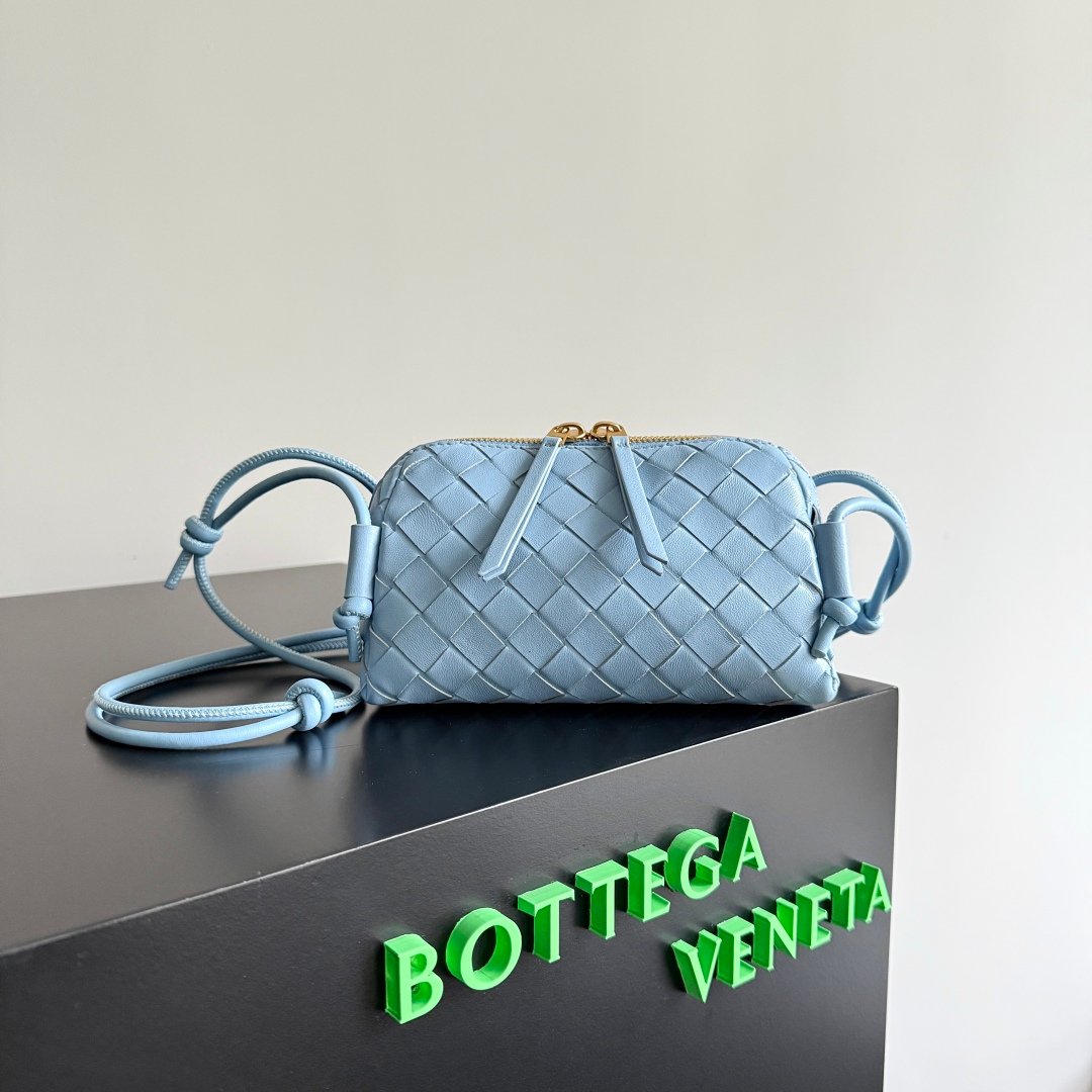 Bottega Veneta一比一Concert Pouch迷你包可可色高實用容量斜背可調可愛登場794258