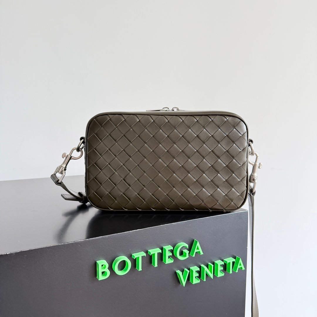 BOTTEGA VENETA 原單小號相機包 墨綠編織工藝 簡約百搭義式高雅風