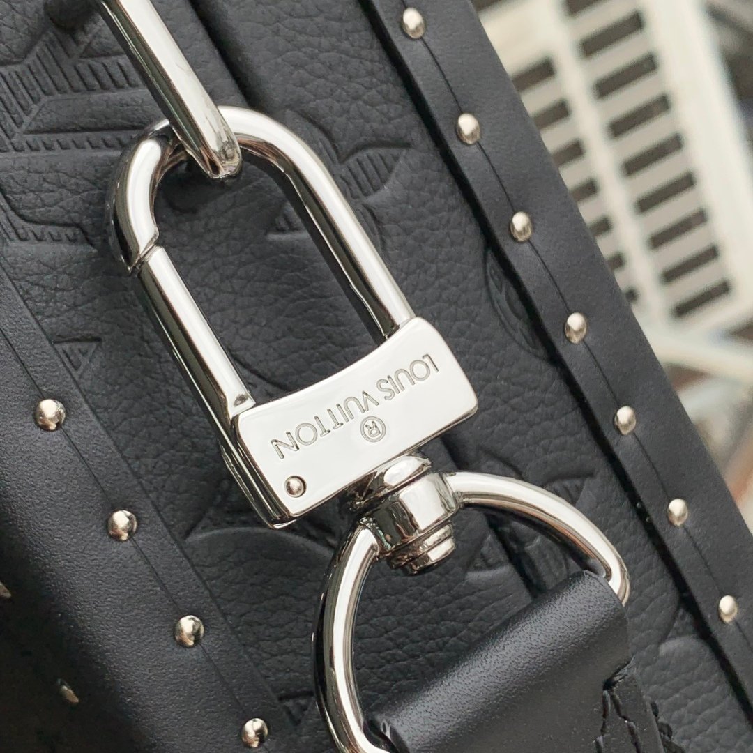 LV M12876 高仿 Monogram Shadow Clutch Box 手拿包｜S-lock 鎖扣斜背硬盒包