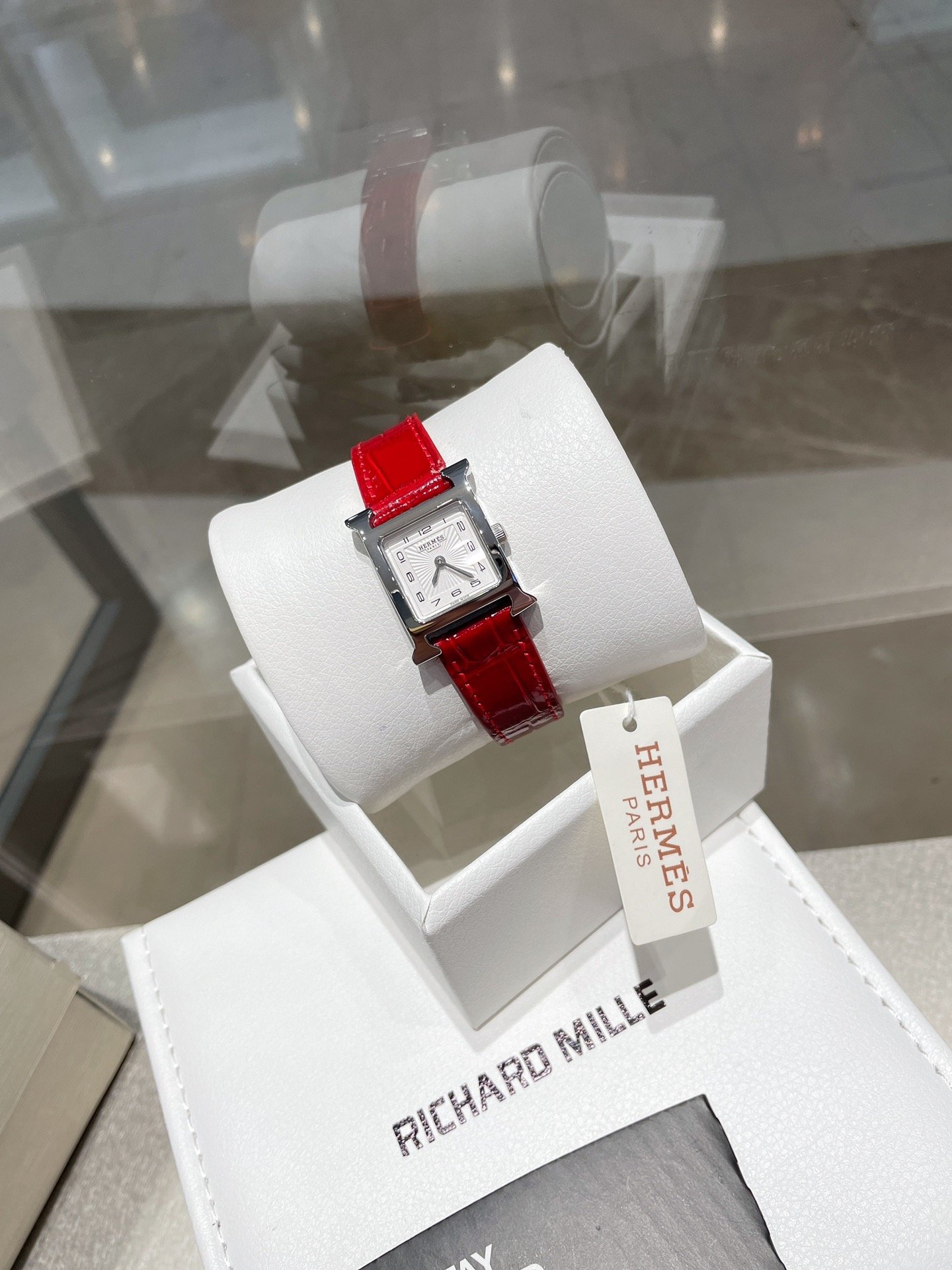Hermès Heure H 小號天然貝母腕錶|DFS免稅限定款|多色小牛皮錶帶