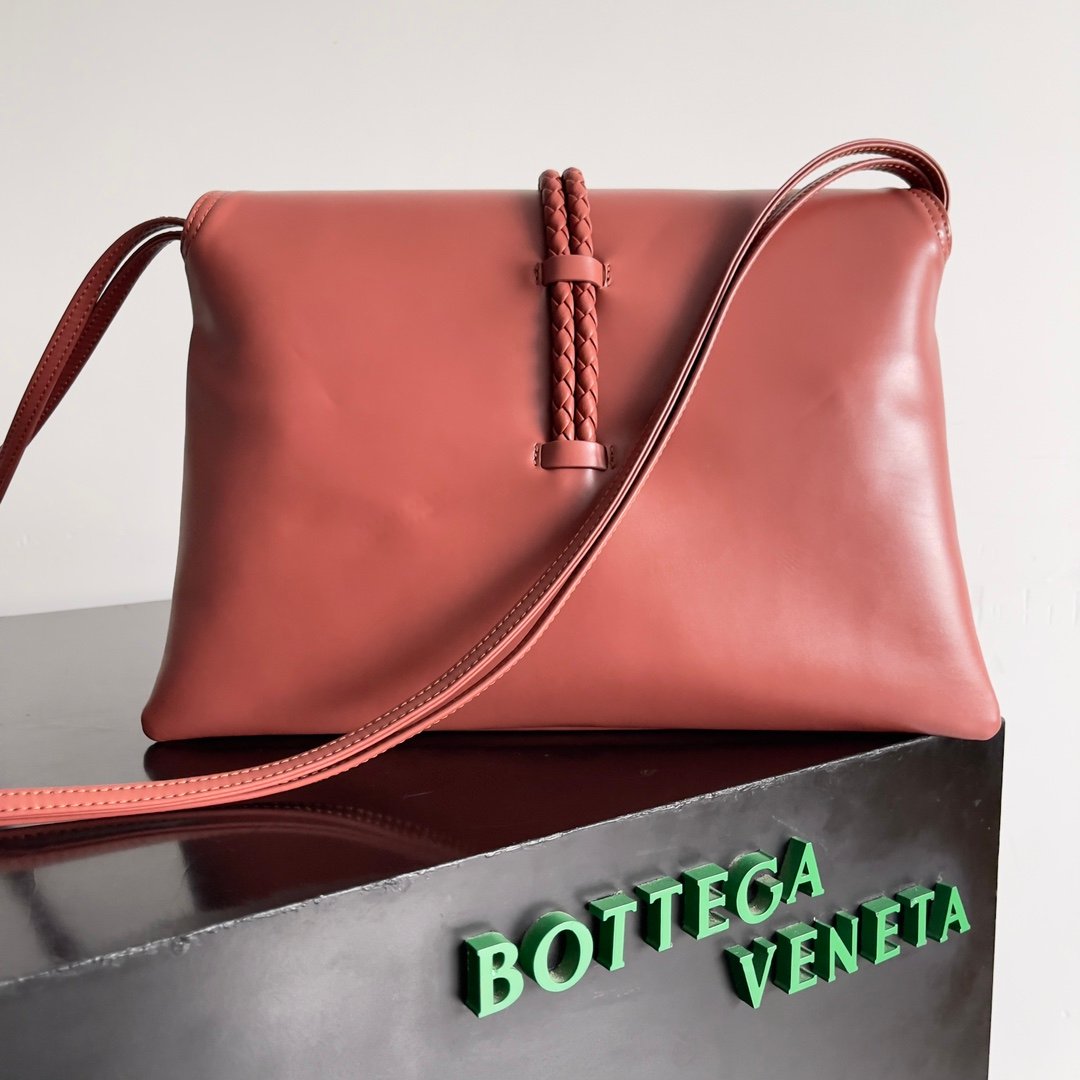 Bottega Veneta 高仿徽標單肩包 乾淨俐落皮革職場女力必備806034