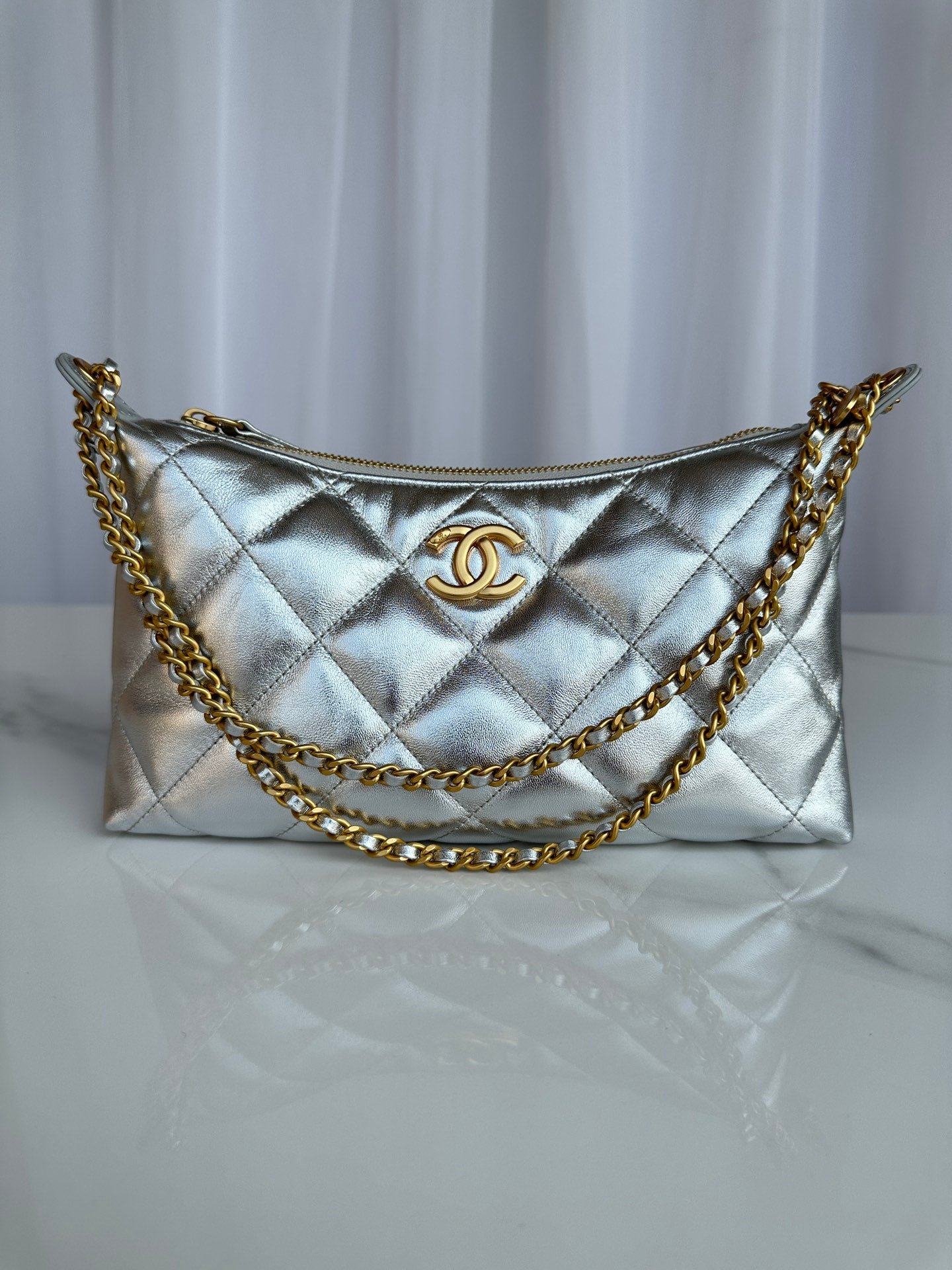 Chanel 頂級原單 銀色AS5528 金扣經典手袋 華麗小巧氣場升級版