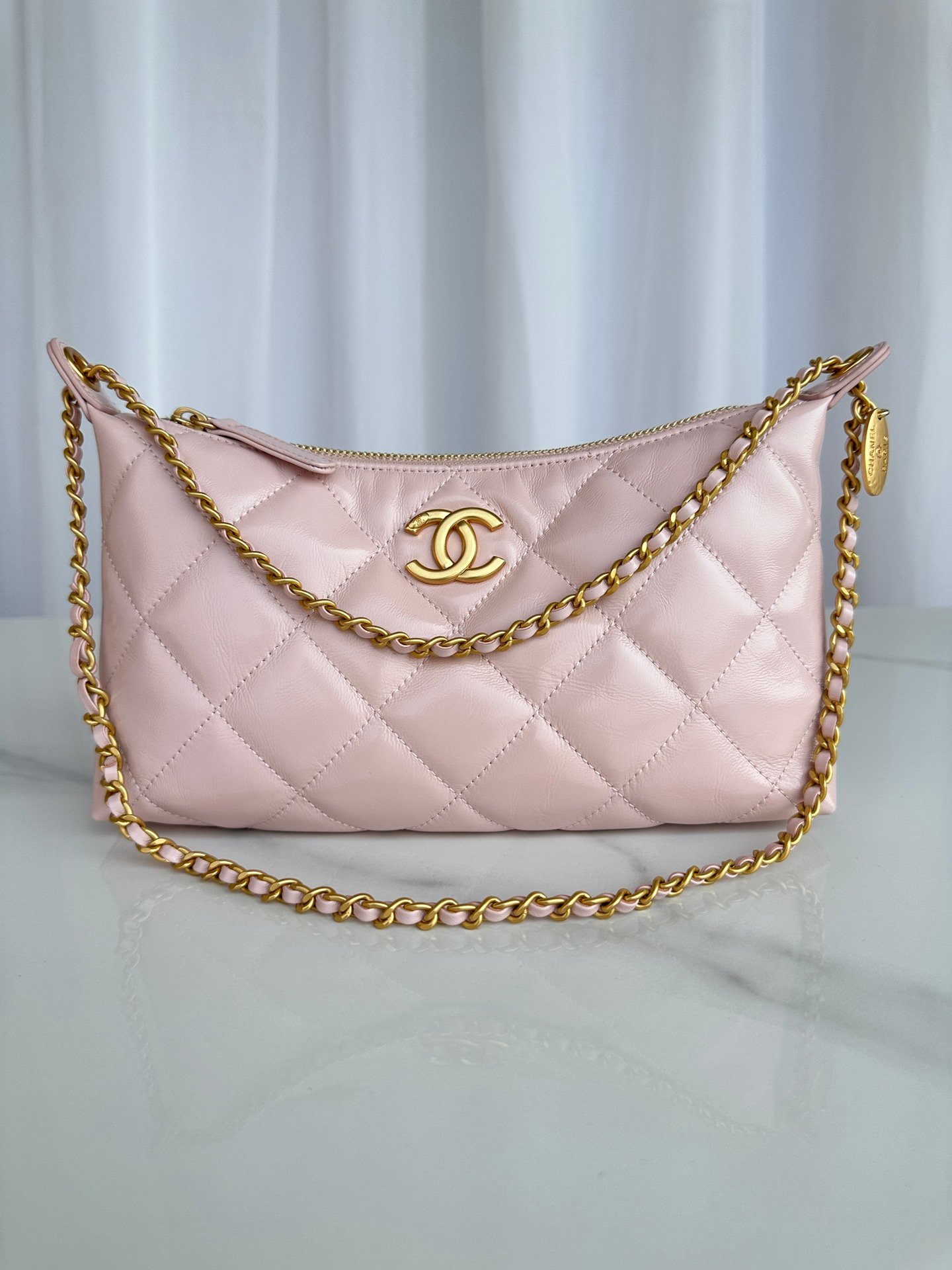 Chanel 高仿 粉色AS5528 金扣經典小香包 優雅甜美氣質百搭款