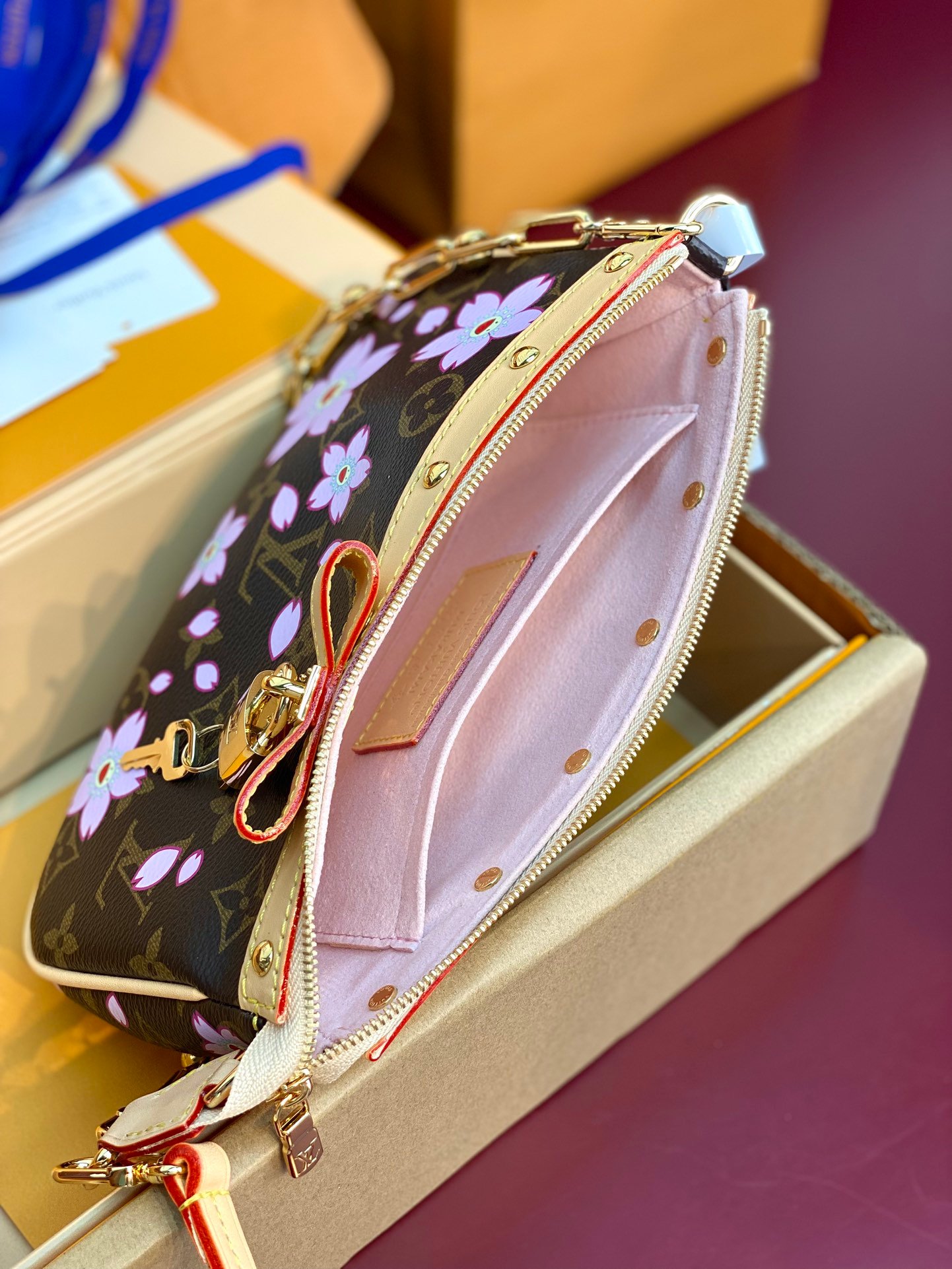 LV 村上隆櫻花 Pochette Accessoires M13668|復刻限量手拿包 一比一原單