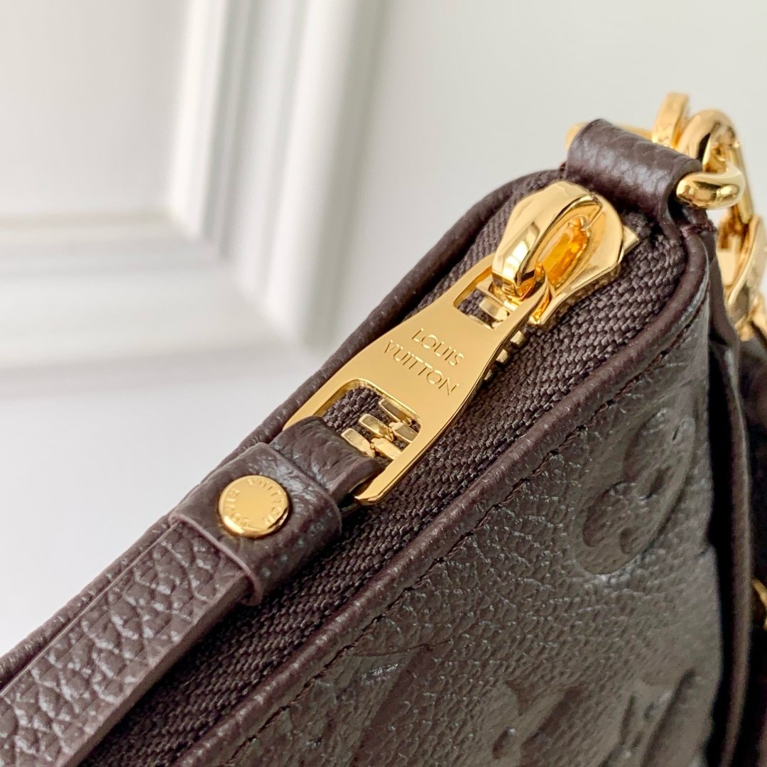 LV M14193精品仿製Félicie Pochette巧克力棕信封包 金鏈優雅 百搭法式格調