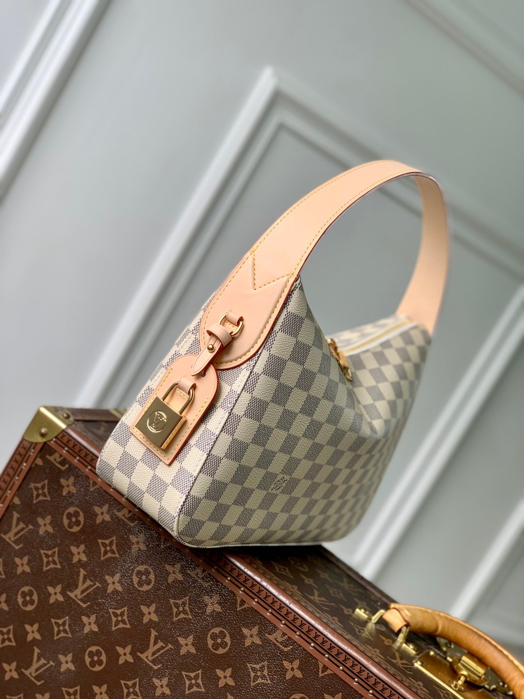 LV 原單Slouchy PM手袋 小巧時尚典雅設計 法式渡假感精品仿製 N00116