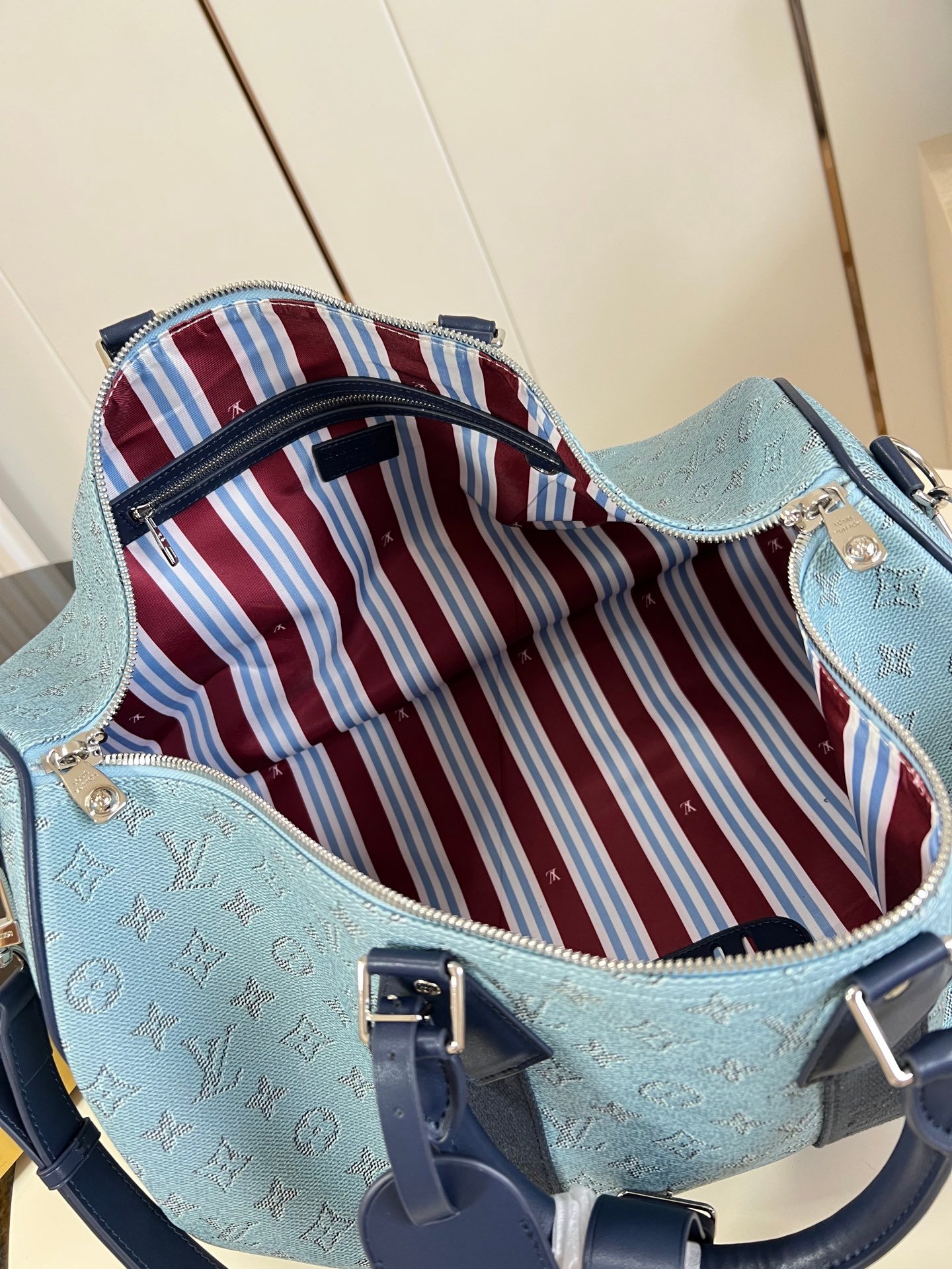 LV精品仿製Keepall 45旅行袋沉穩配色設計 經典復古法式格調