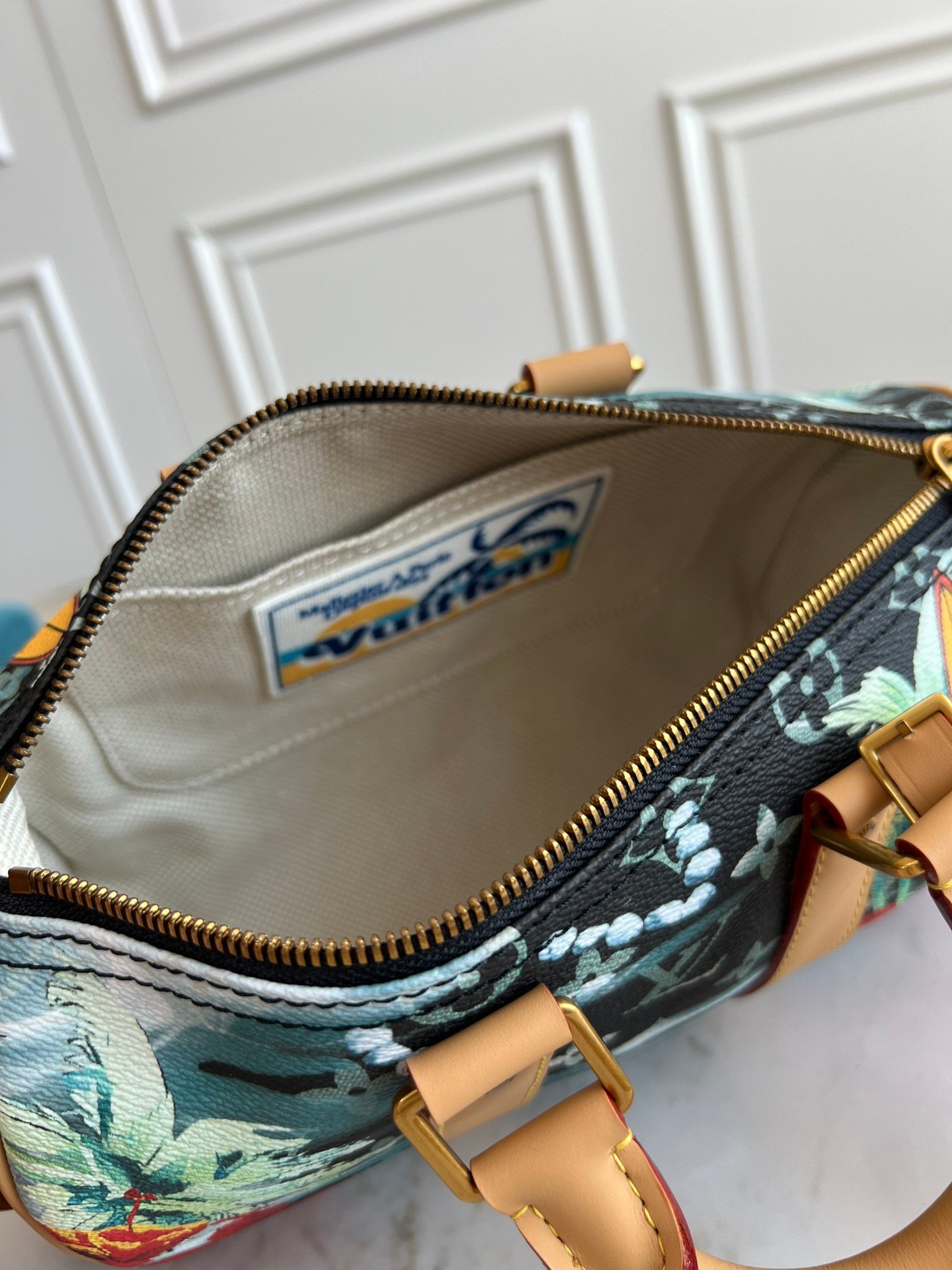 LV 精品仿製 Keepall 25 聯名迷你旅行包 夏日熱帶設計潮流吸睛
