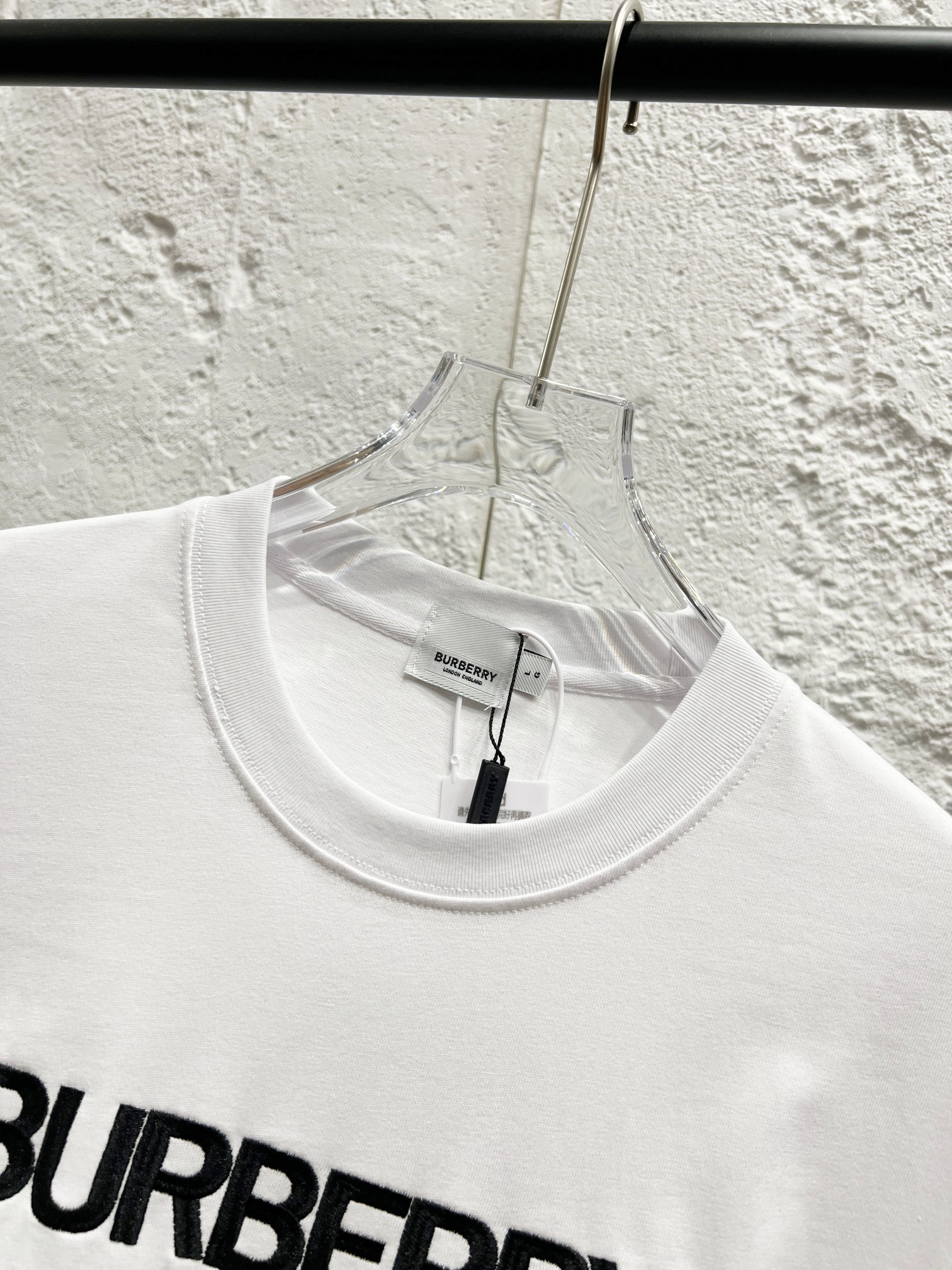 Burberry原單刺繡LOGO短袖T恤高標定製潮男必備氣場百搭款2025春夏奢感時尚