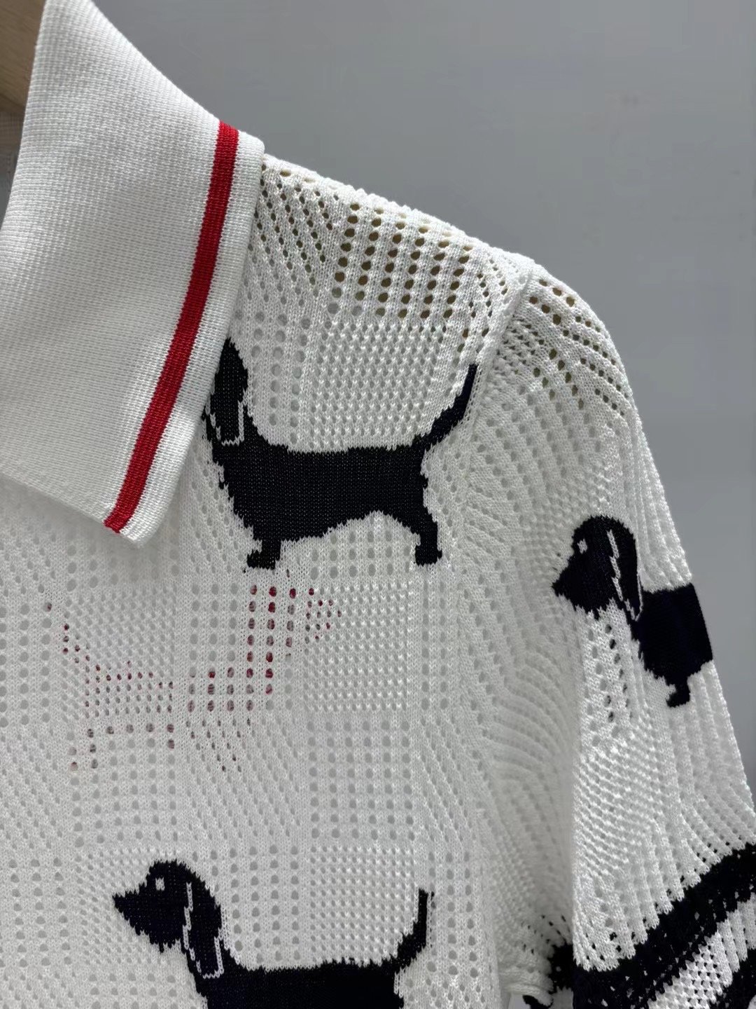 Thom Browne 一比一Polo領針織短袖上衣小狗圖案點綴氣質款2025夏季新作