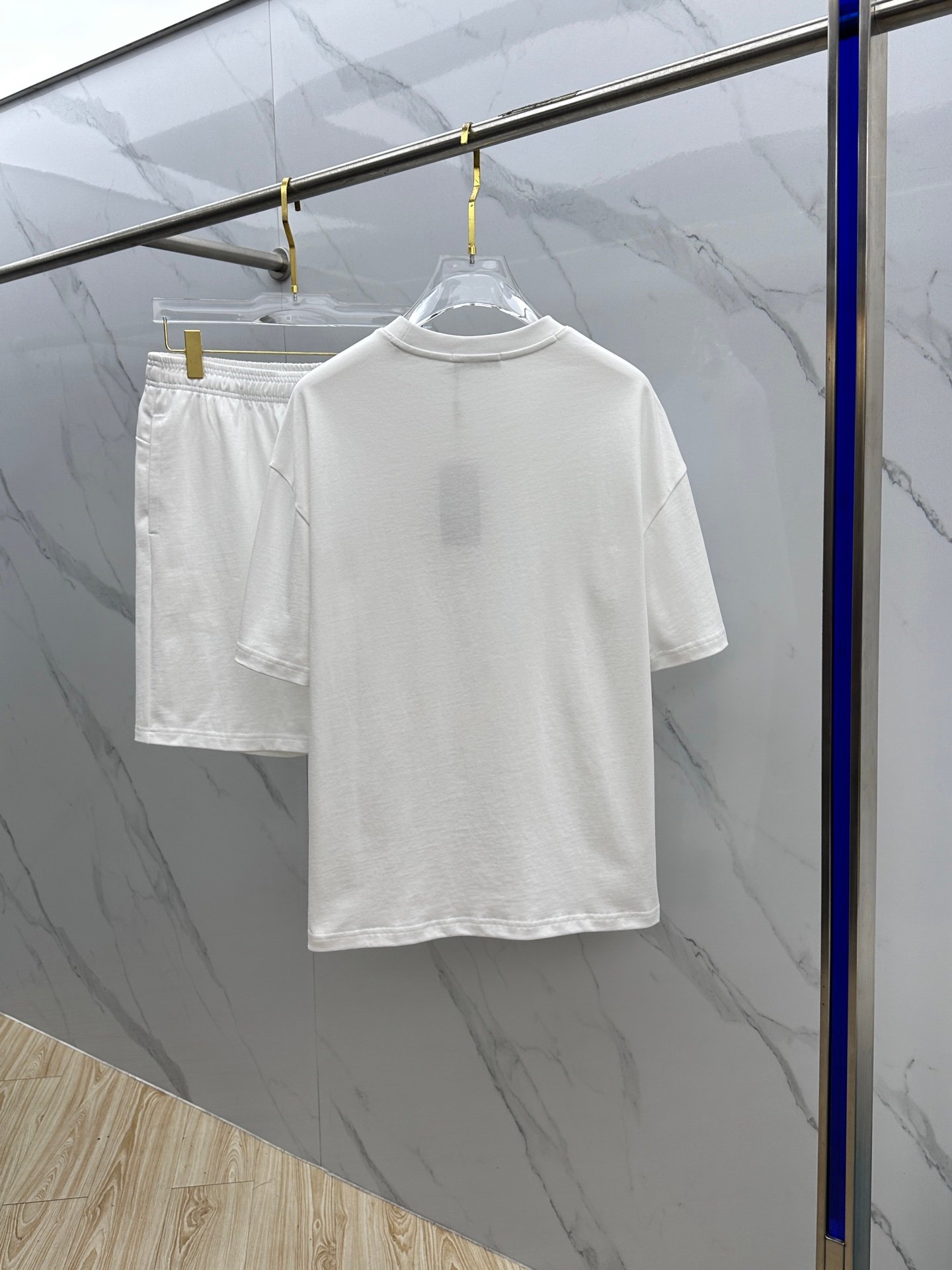 Burberry頂級原單白色男女同款套裝2025春夏寬鬆舒適純棉洗水新品