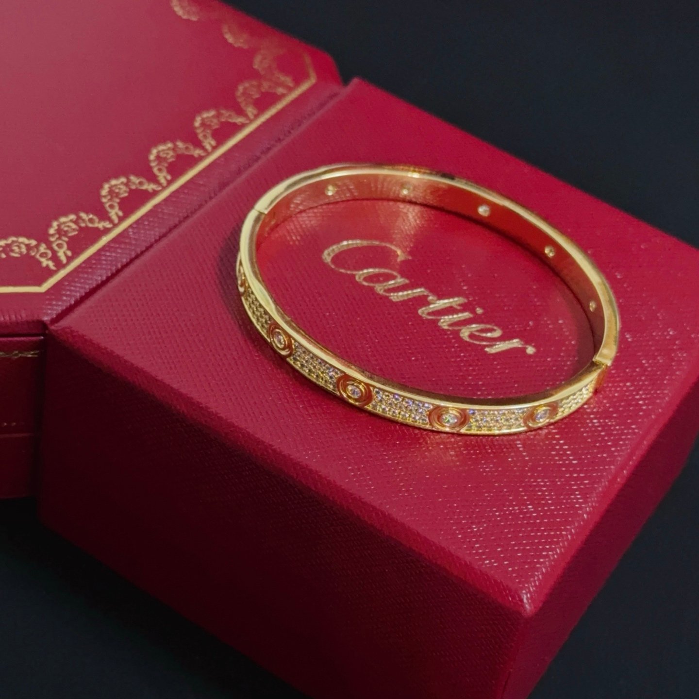 卡地亞 Cartier 鑲鑽豹頭手鐲｜高端定制 V金材質｜男女皆宜經典款