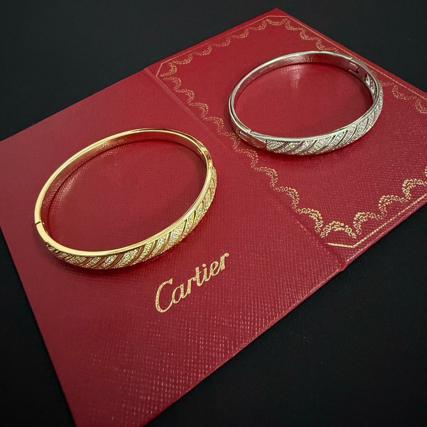 卡地亞 Cartier 鑲鑽豹頭手鐲｜高端定制 V金材質｜經典男女款