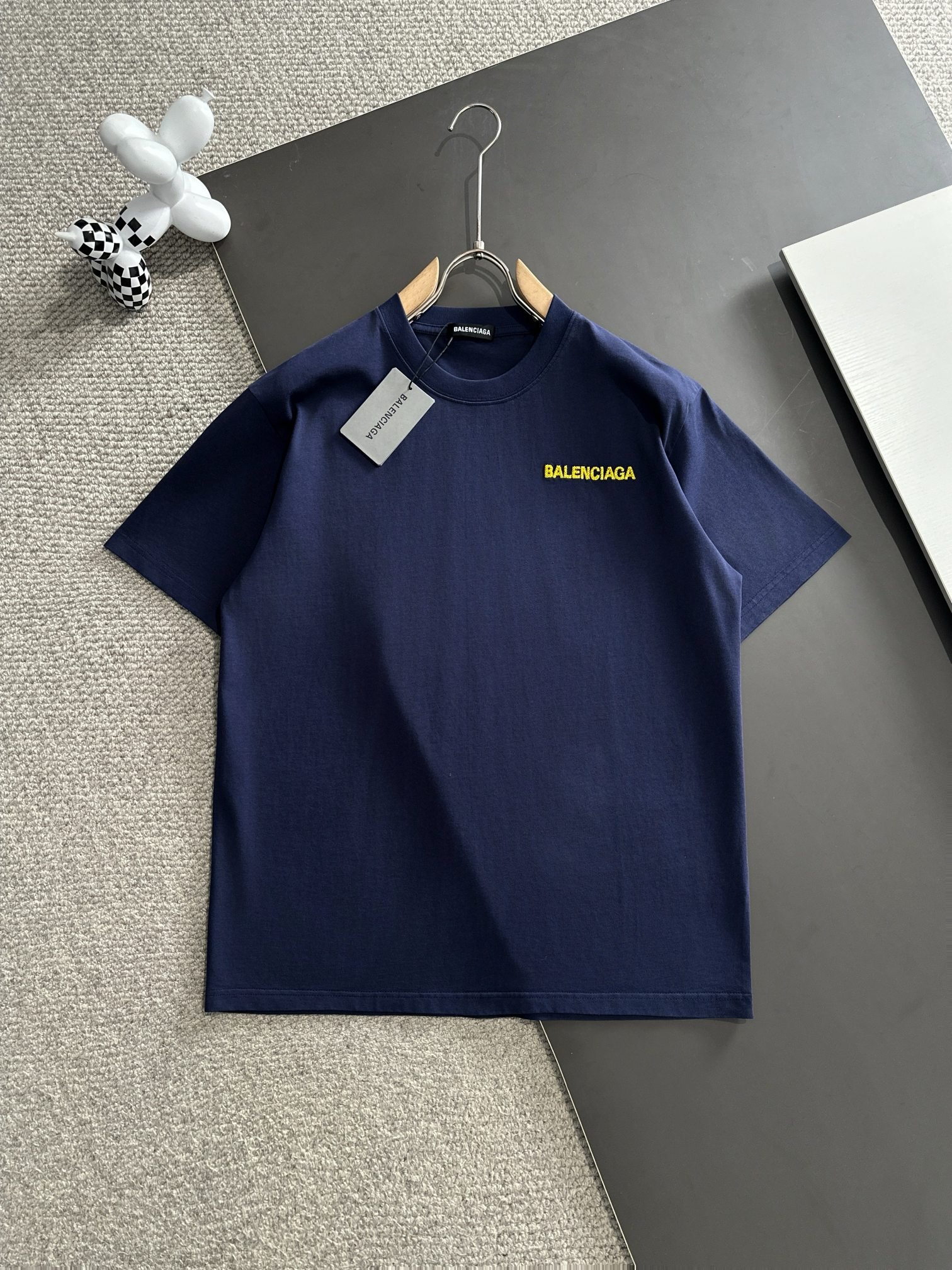 Balenciaga 巴黎世家 2025 春夏新款高密純棉刺繡T恤｜寶藍色｜精品仿製高版本