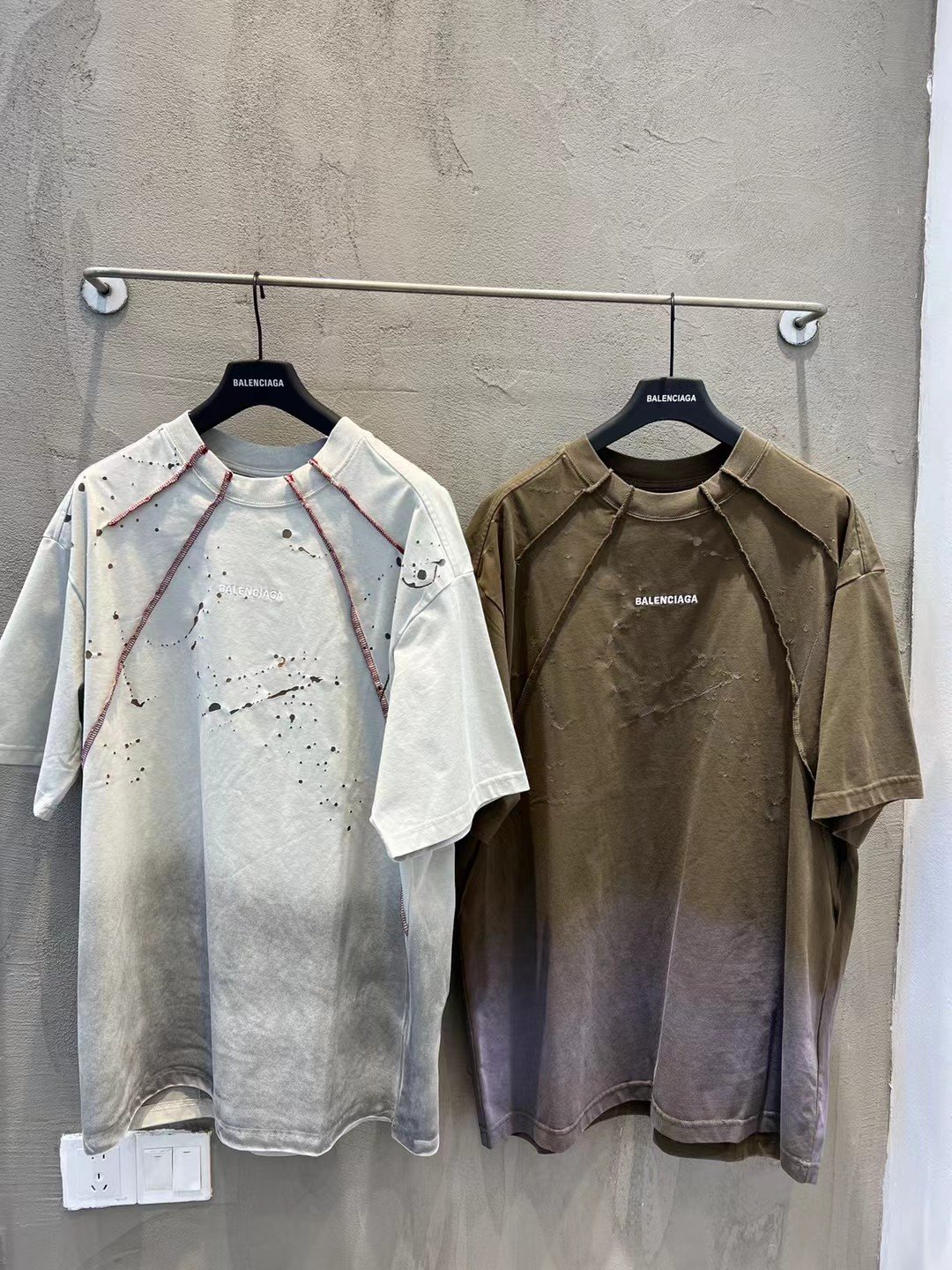 巴黎世家精品仿製廢土風雙環刺繡拼接短袖T恤寬鬆做舊男女同款2025新品
