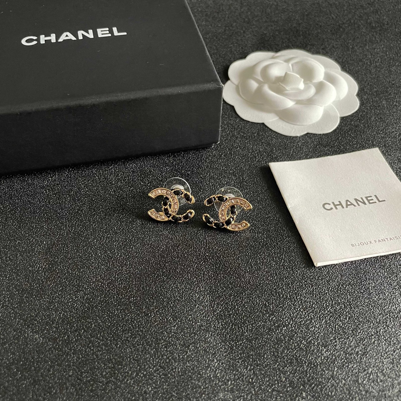 Chanel香奈兒高仿中古耳釘 經典小香風 優雅百搭設計