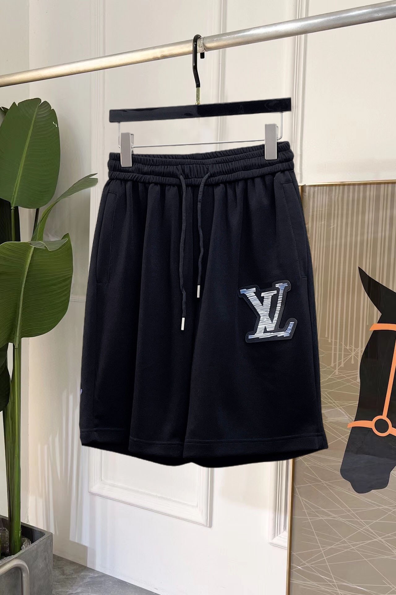 LV高仿夏季休閒短褲男士2025新品奢華舒適百搭款