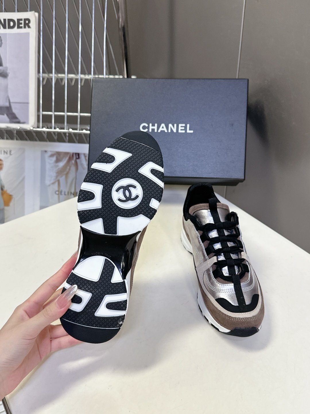 CHANEL 香奈兒 25A 最新款休閒運動鞋 小牛皮拼接 明星博主推薦