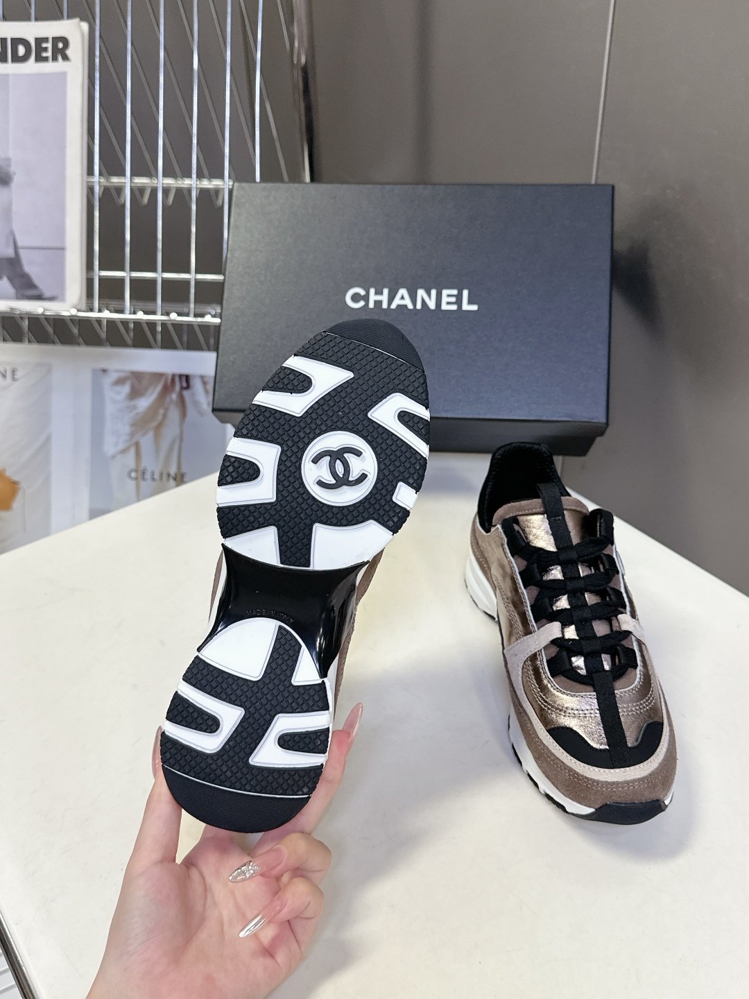 CHANEL 香奈兒 25A 最新款休閒運動鞋 小牛皮拼接 明星博主強力推薦