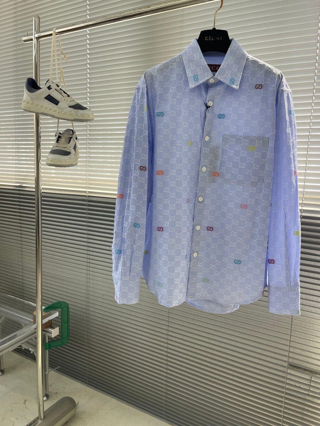 Gucci一比一25SS淺藍白條紋棉襯衫 多色GG切絲 增添靈動質感