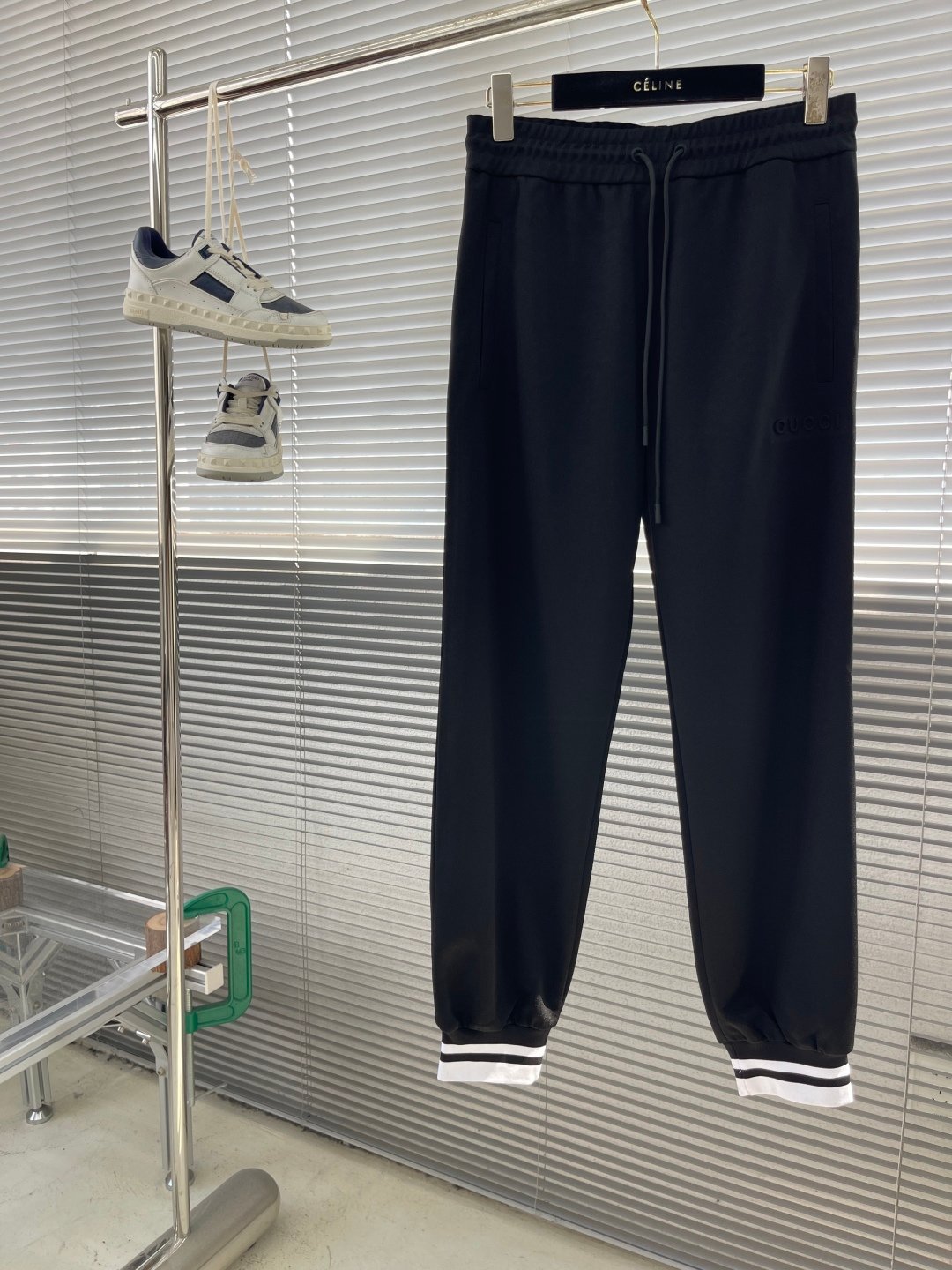 Gucci頂級原單2025早秋凹凸印花運動休閒夾克 男女同款黑白經典