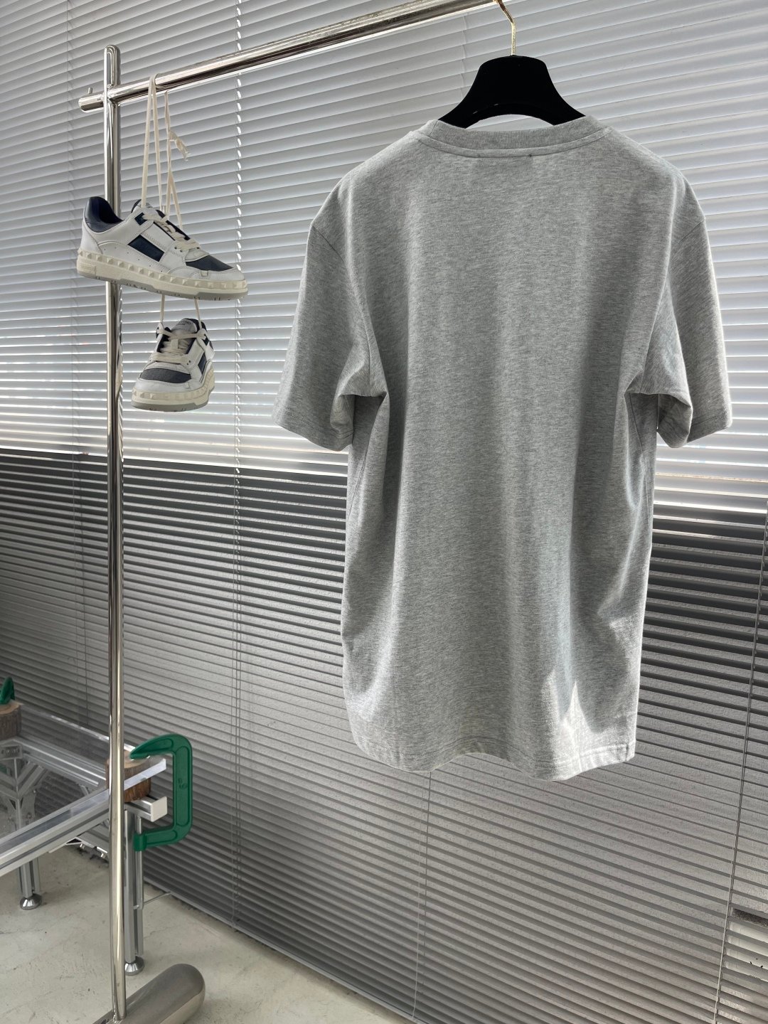 Gucci 灰色雙G刺繡T恤|25SS男女同款|純棉短袖|精品一比一高仿