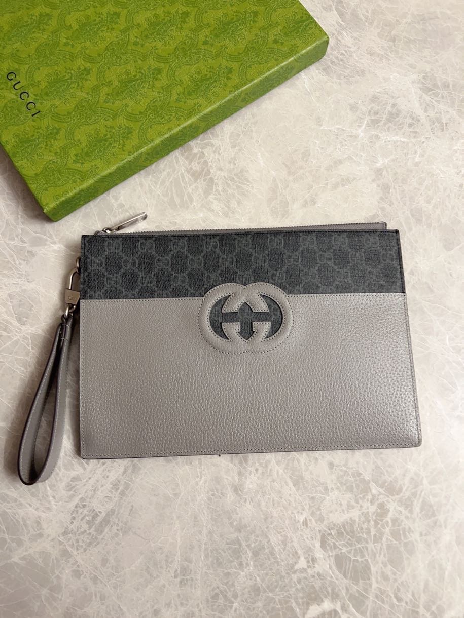 Gucci 男士手包 723320 GG Supreme帆布 鏤空互扣式雙G細節 高端原單