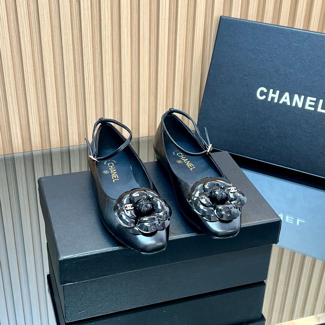 Chanel香奈兒高仿黑色25SS山茶花單鞋 瑪麗珍方頭 平底百搭舒適