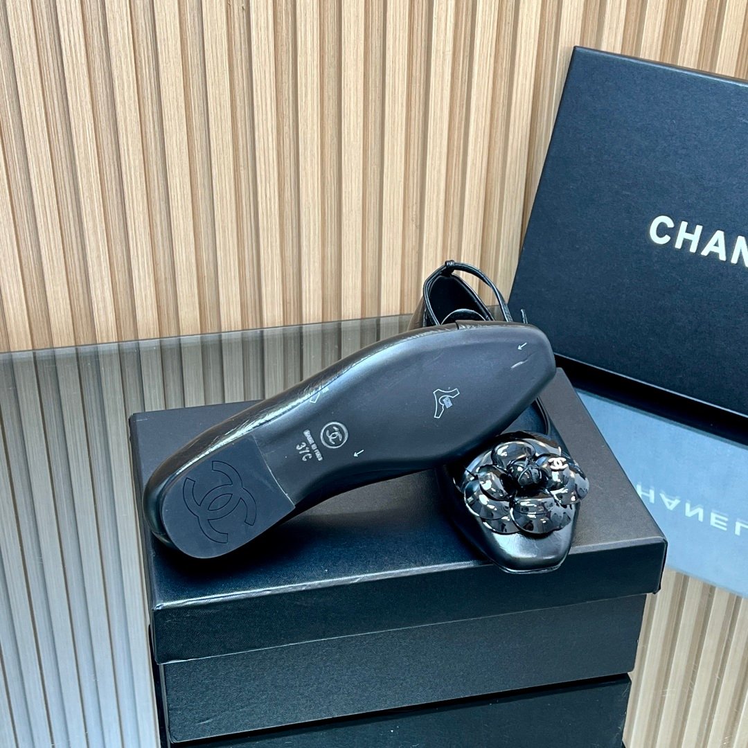 Chanel香奈兒高仿黑色25SS山茶花單鞋 瑪麗珍方頭 平底百搭舒適