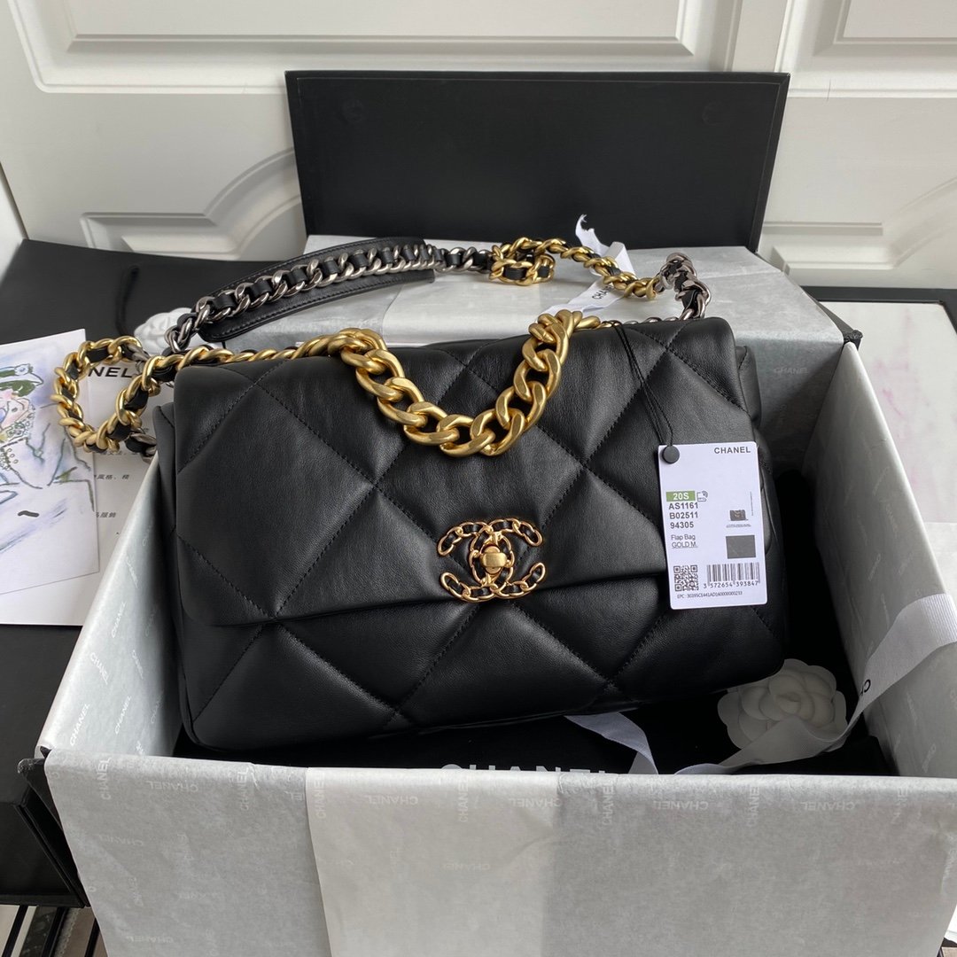 Chanel香奈兒一比一19枕頭包 黑色金扣 菱格軟皮 百搭手提斜背