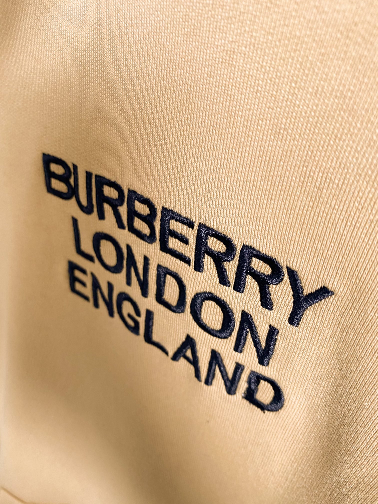Burberry原單卡其色倫敦微標刺繡棉質連帽衛衣 男女同款