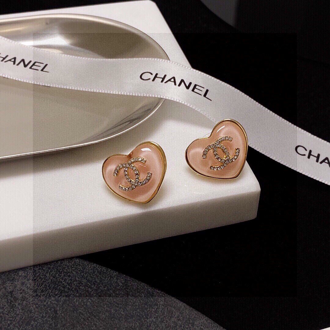 Chanel一比一經典粉色愛心雙C耳釘百搭精緻法式奢華淑女設計