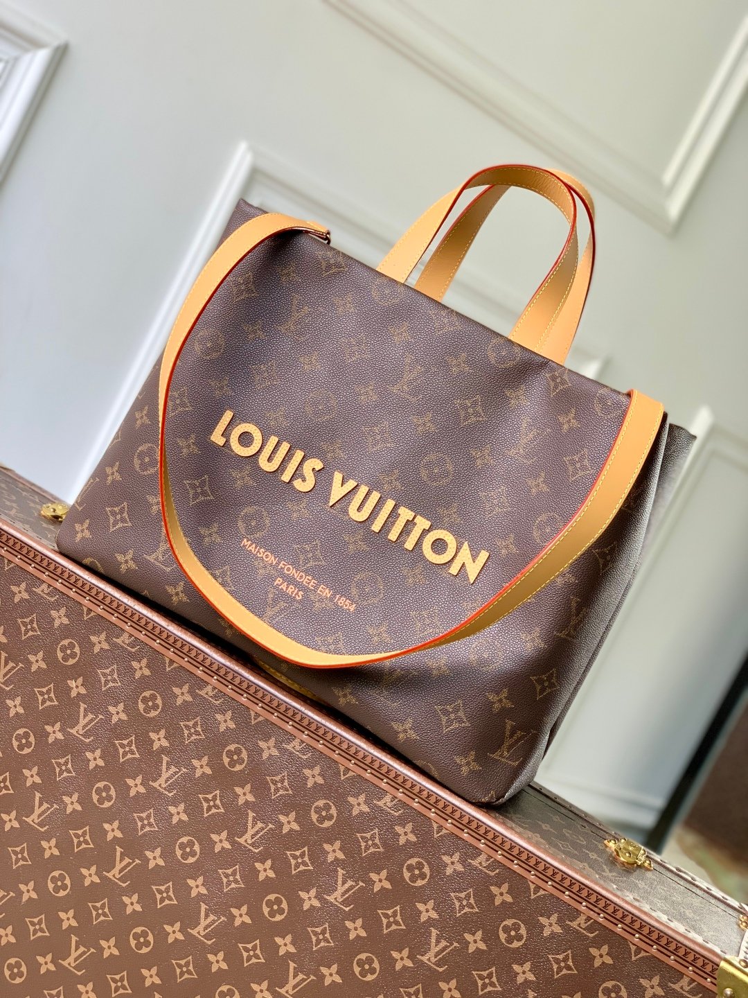 LV復刻版Packaging Shopper Tote牛皮大容量手袋對比色標誌可拆肩帶