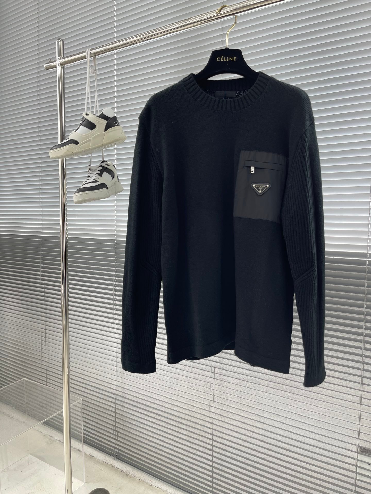 Prada 高仿拼梭織口袋圓領毛衣 羊毛混紡 男士休閒百搭