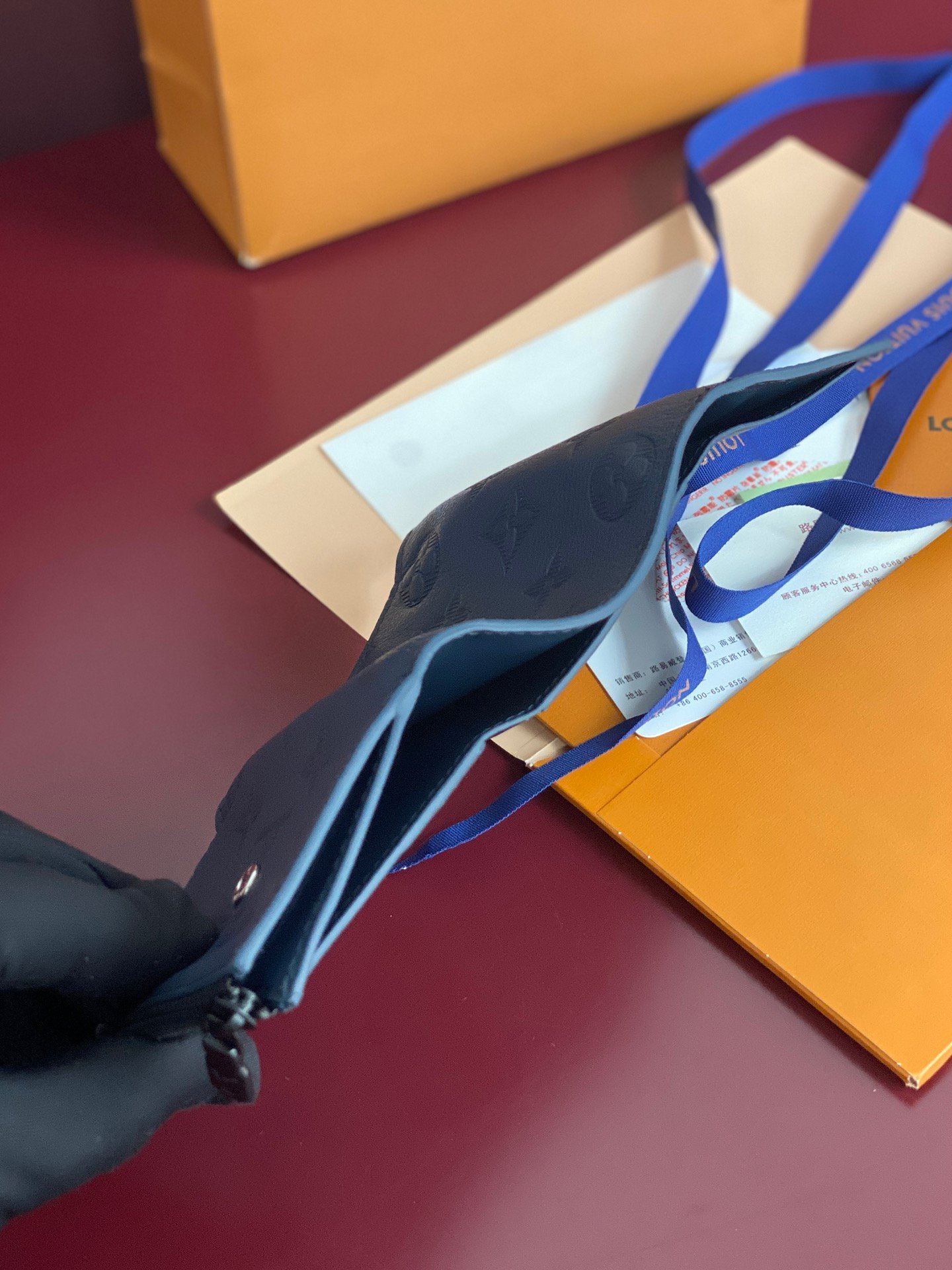 LV一比一Victor錢包Monogram Shadow牛皮深藍按扣翻蓋小巧實用M12635