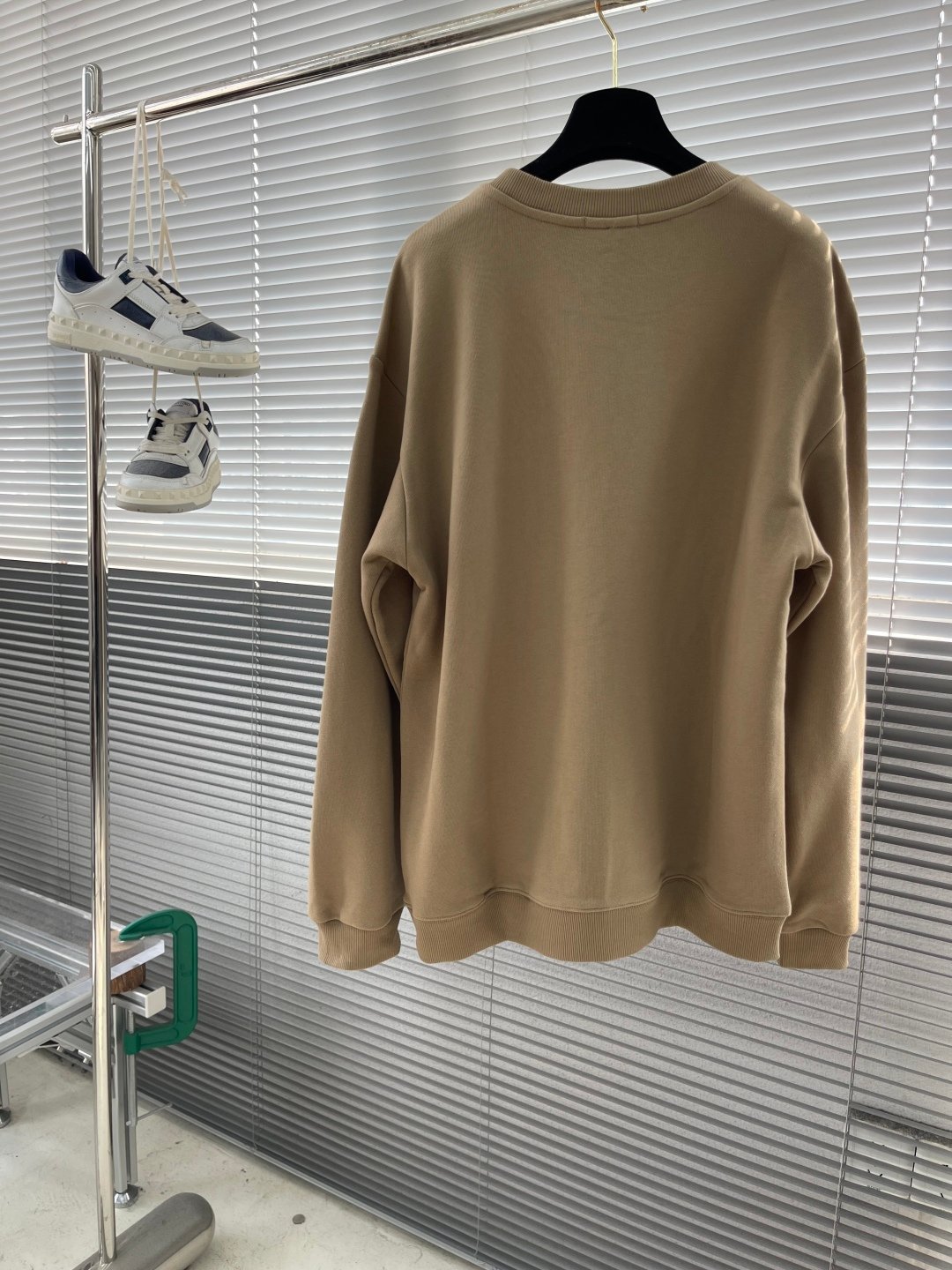 FENDI 秋冬新款 小怪獸刺繡Logo長袖衛衣|男女同款 高端原單休閒款