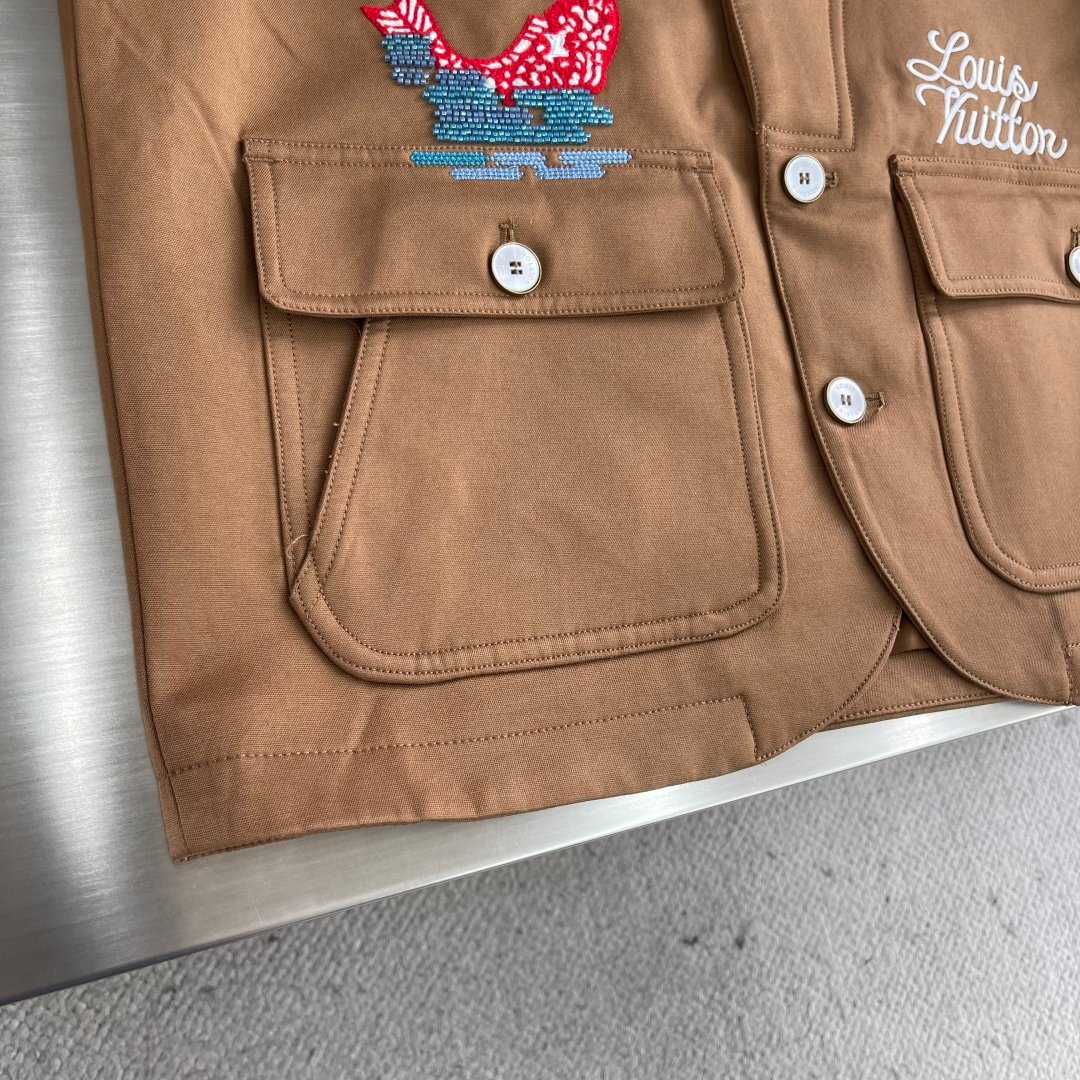 LV工裝夾克 一比一25FW新款 Pharrell x Nigo 聯名｜棉質帆布 刺繡細節 高質感推薦
