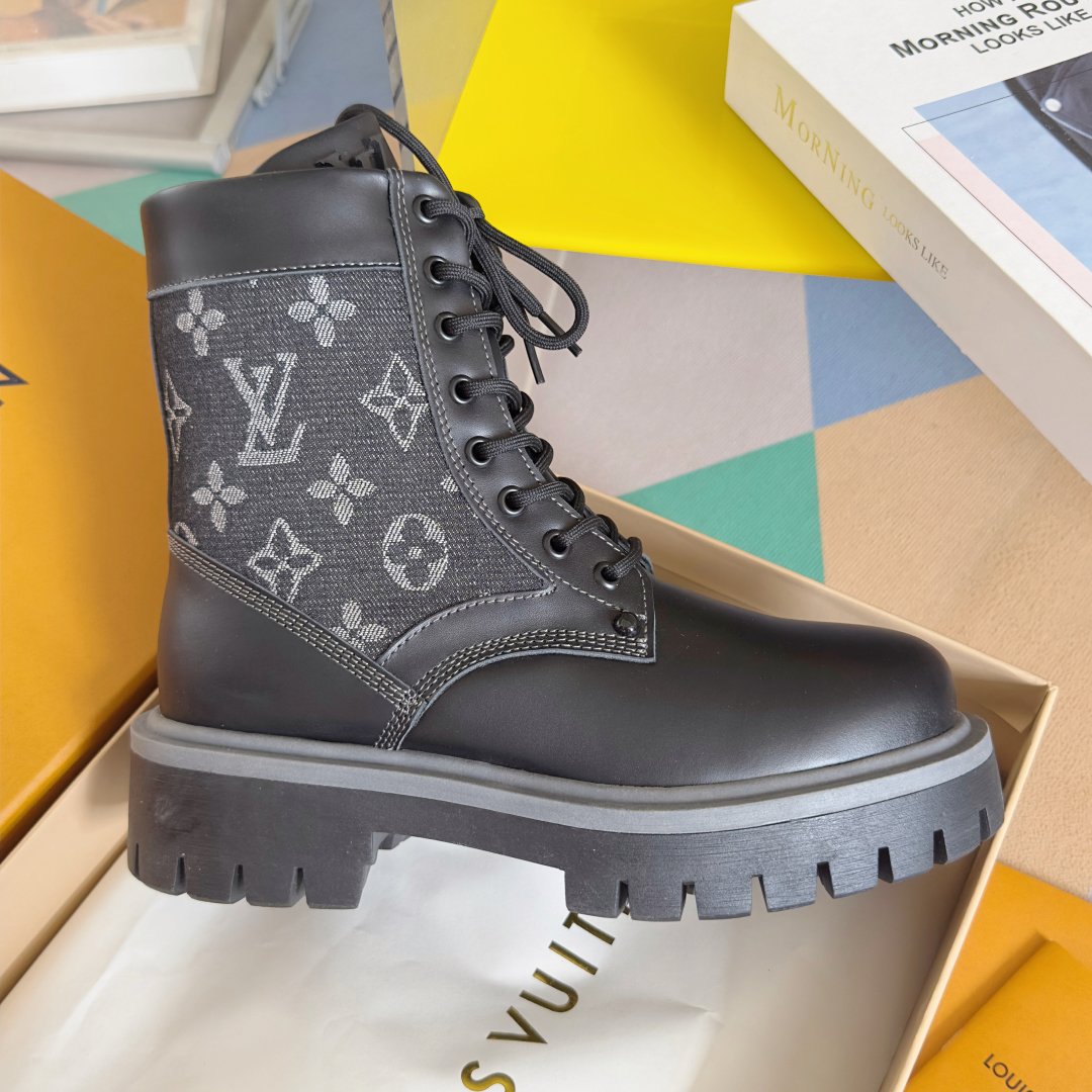 LV 一比一 Ranger 情侶款老花馬丁靴 厚底短靴 經典Monogram及踝靴 路易威登休閒靴