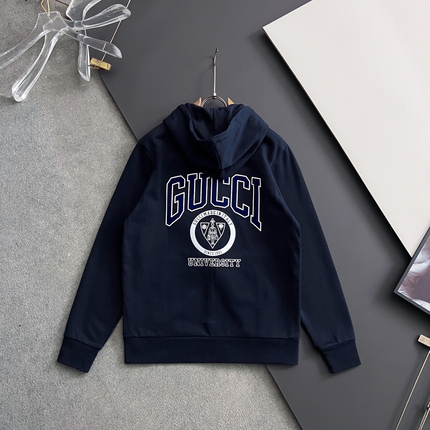 Gucci高仿連帽衛衣拉鍊款秋冬寬鬆休閒撞色刺繡時尚百搭精品