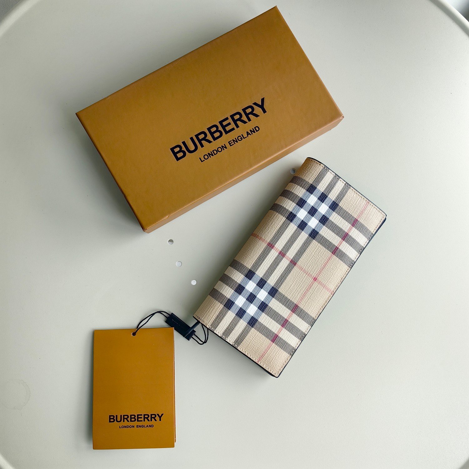 Burberry高仿長款錢包格紋小牛皮8卡位全球幣種適用款