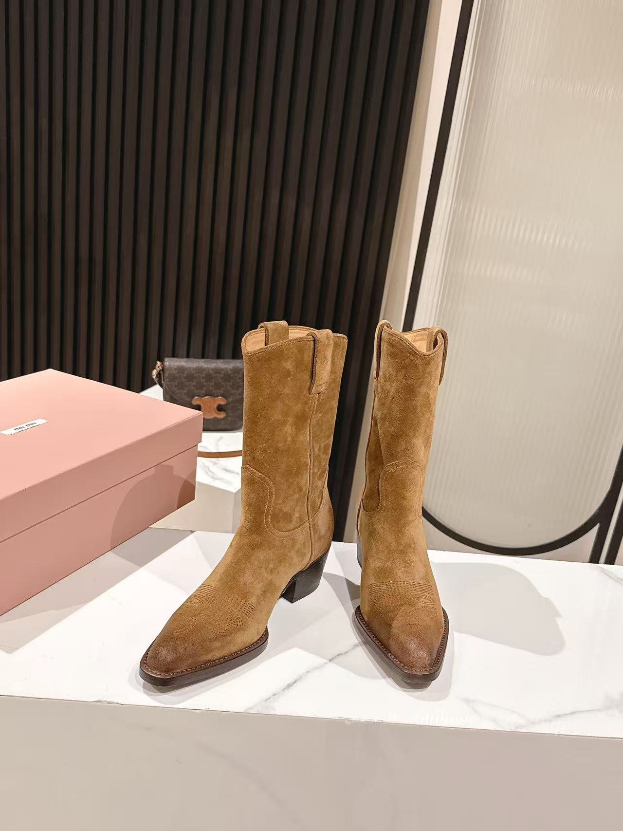 MiuMiu高仿秋冬西部牛仔靴寬筒朋克潮流舒適新品