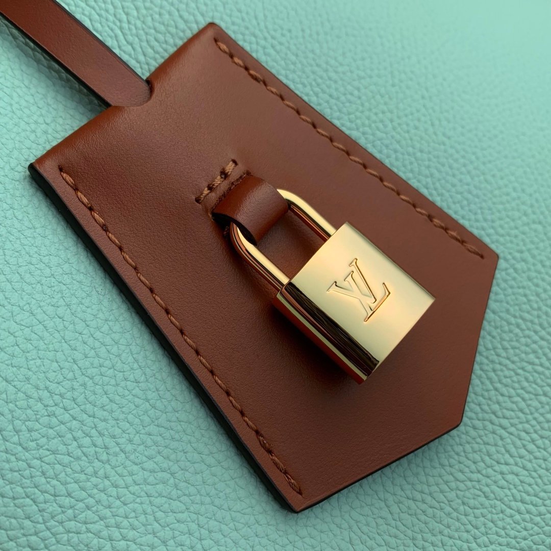 LV 高仿 Express 小號手袋 M26905 淺綠色 牛皮 Monogram 都市百搭女包