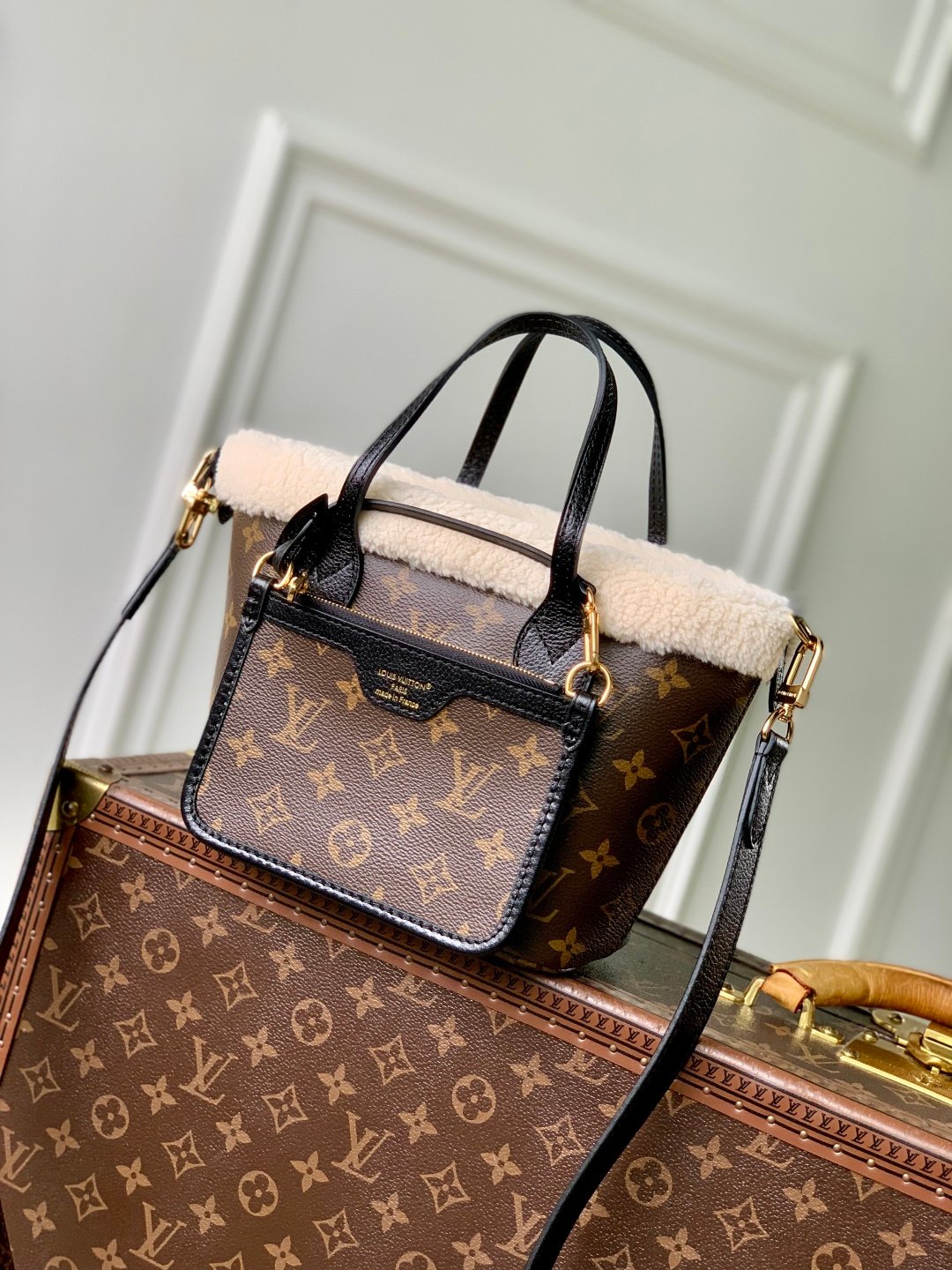 LV 頂級原單 M26315 Neverfull Inside Out BB 手袋 Monogram 羊毛皮 Teddygram 雙面小號