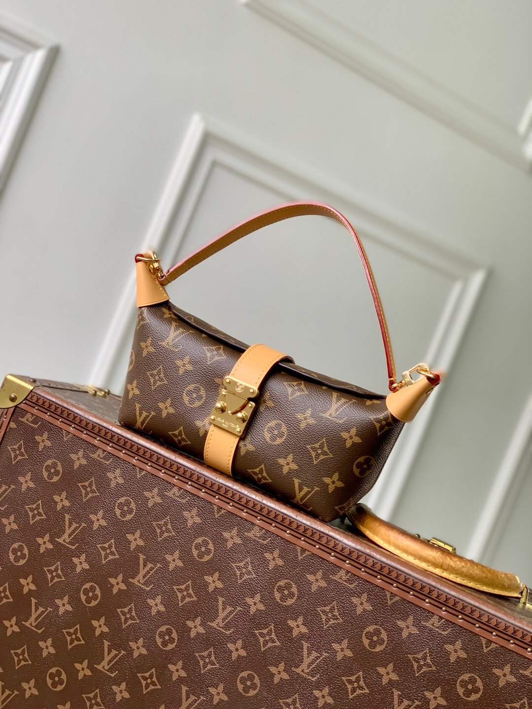 LV 頂級原單 M26191 Pochette Mia 手袋 Monogram S-lock 精緻肩提包