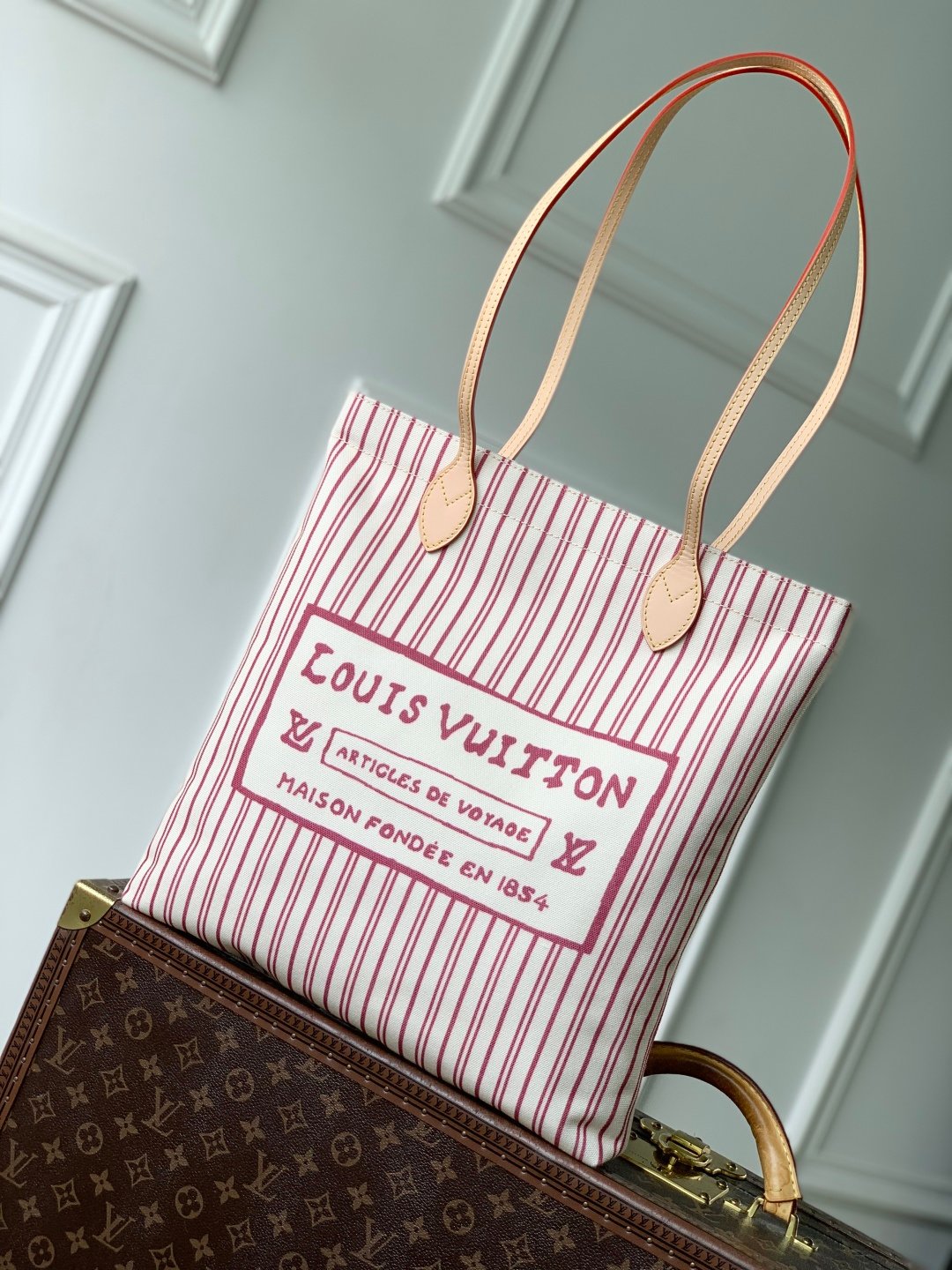 LV 高仿 Carry It 手袋 M15121 棉質帆布 Grace Coddington 貓咪印花 單肩手提