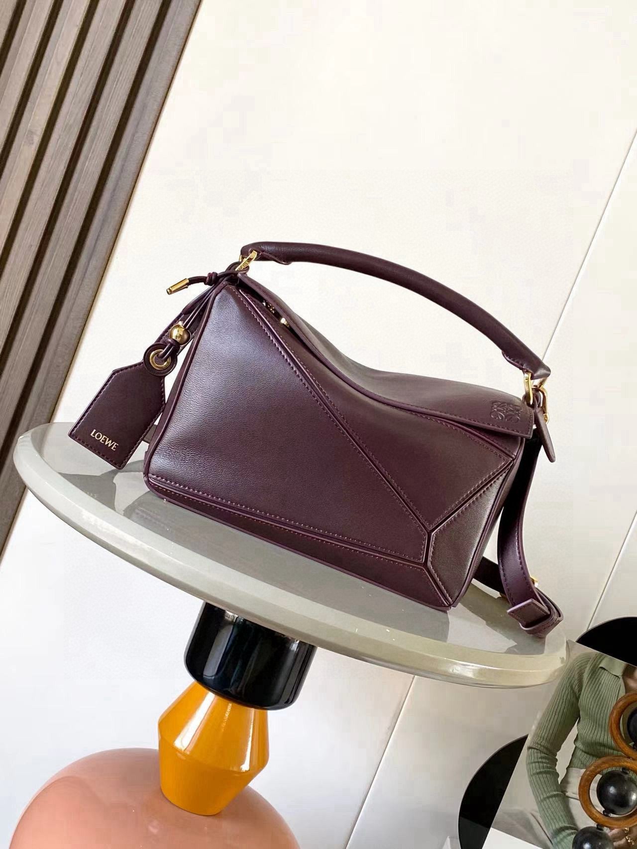 Loewe復刻版Puzzle手袋小號勃艮第紅新作立體幾何輕盈羊皮設計