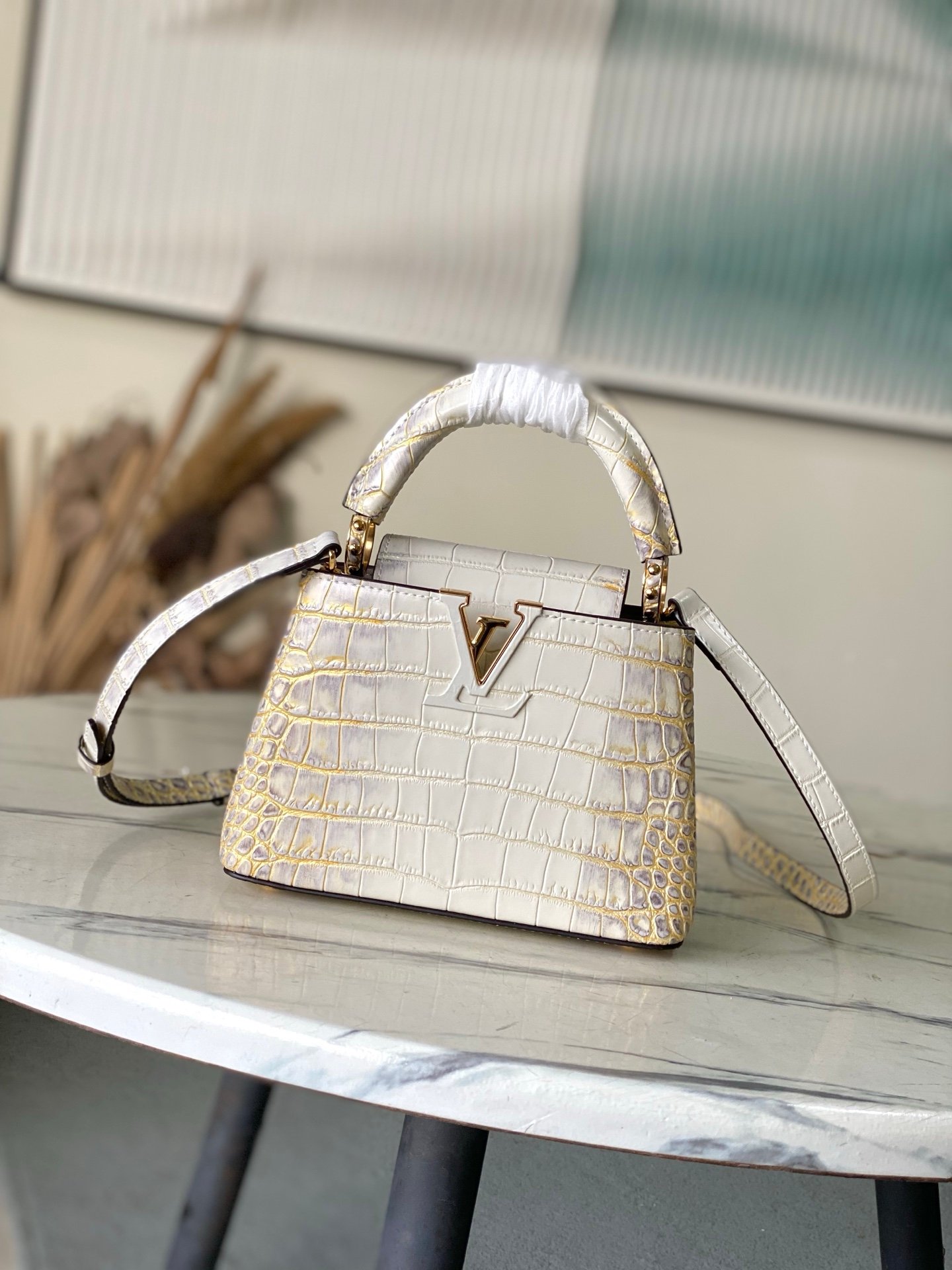 LV 原單 Capucines Mini 白色鱷魚紋手提包高貴優雅奢華精品 N93163