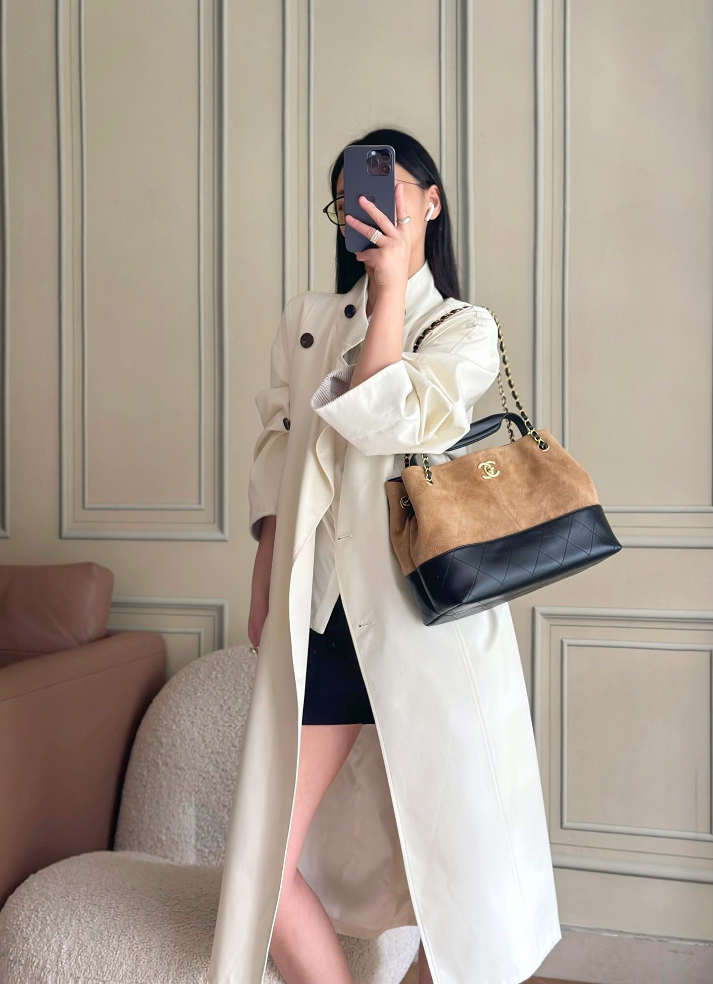 香奈兒 Chanel 精品仿製駝黑拼接水桶包 金鏈肩背款 法式高雅人氣AS5634